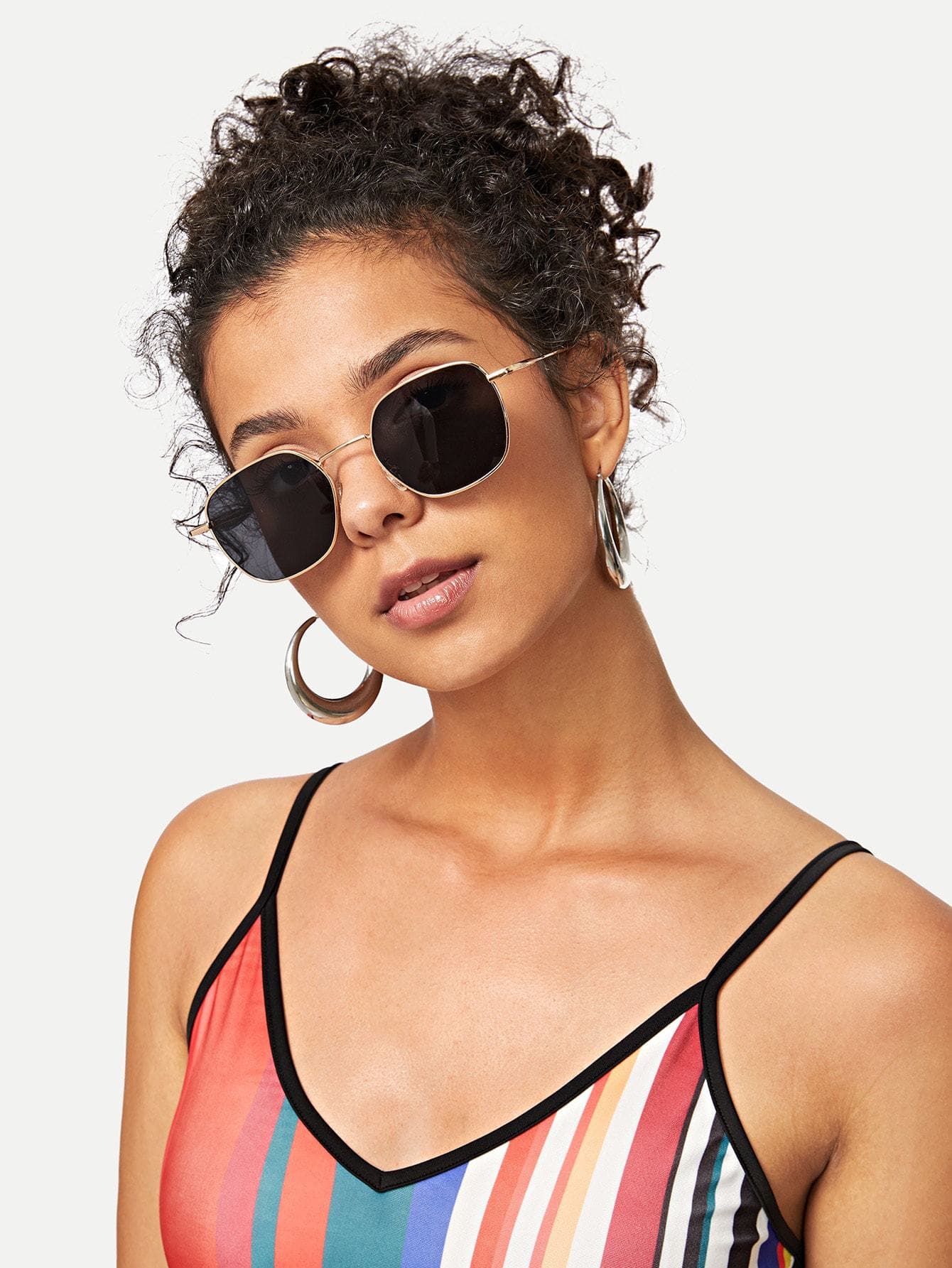Metal Frame Tinted Lens Sunglasses