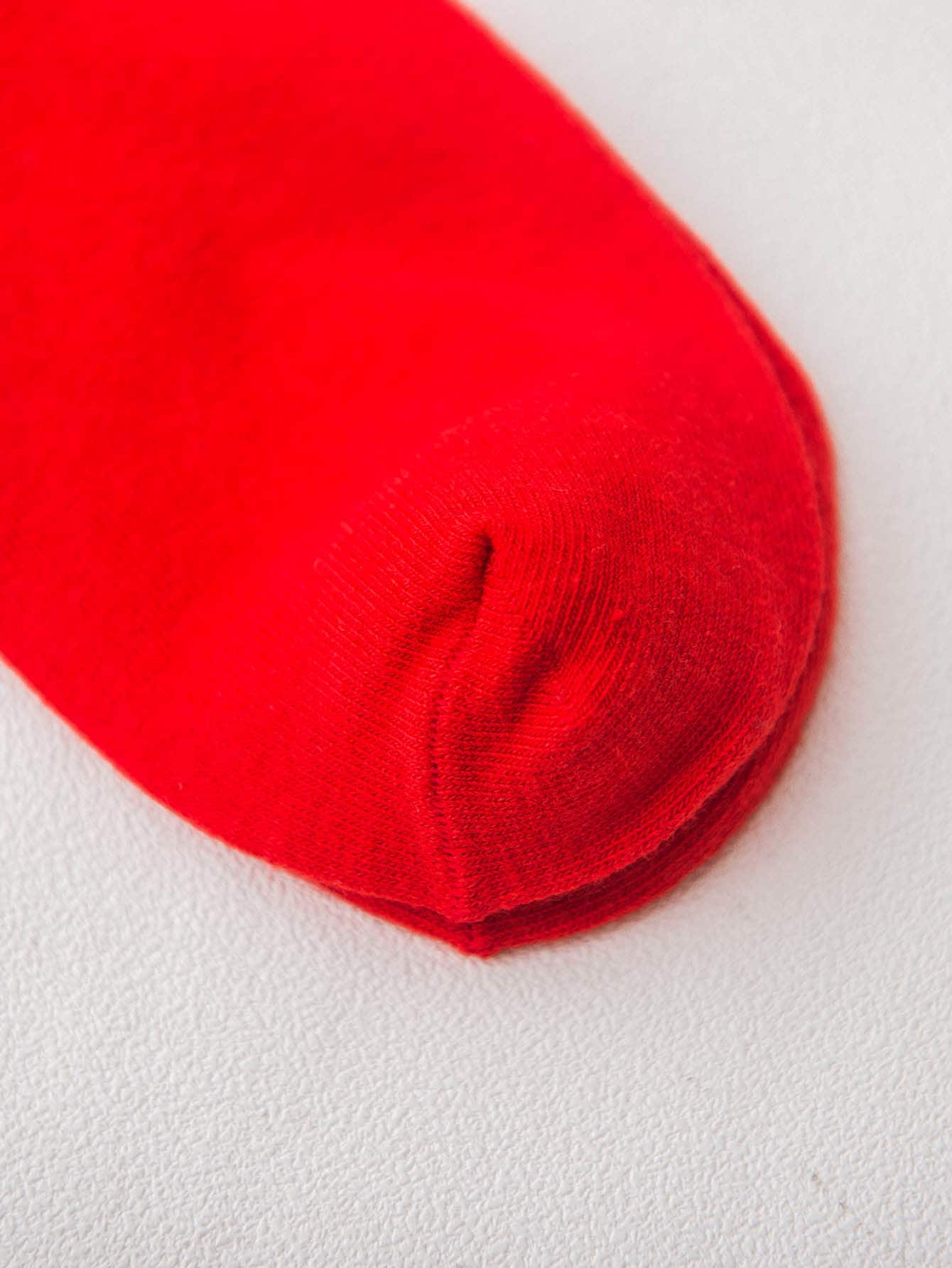 Red Letter Print Socks 1pair