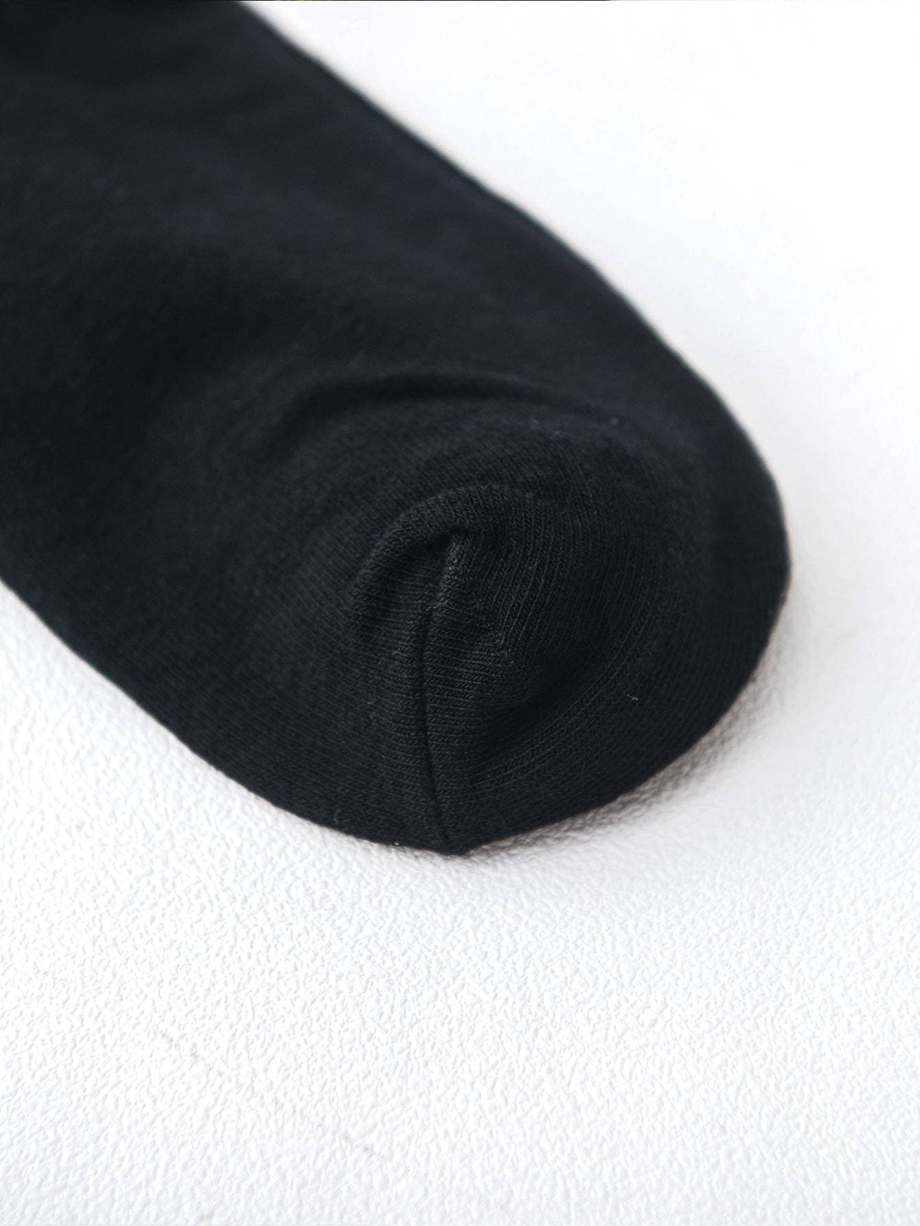Black Smile Letter Print Socks 1pair