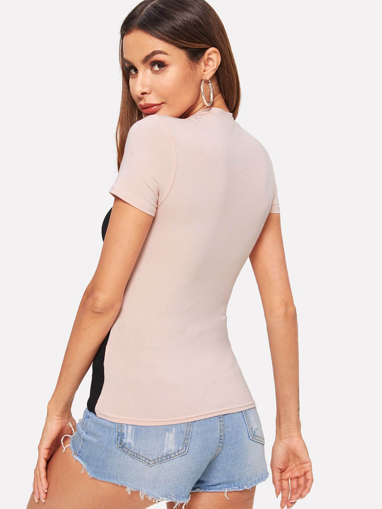 Short Sleeve Mock-neck Color Block Tee