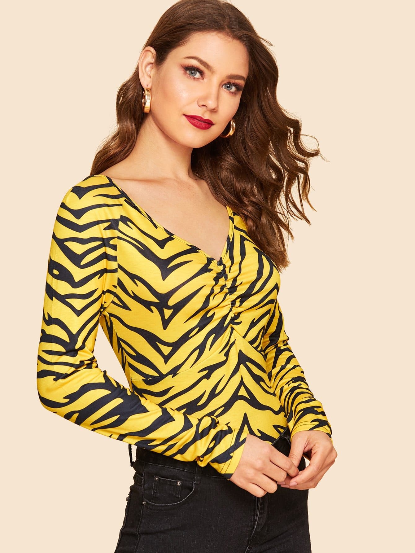 V Neck Ruched Front Raglan Sleeve Tiger Print Top