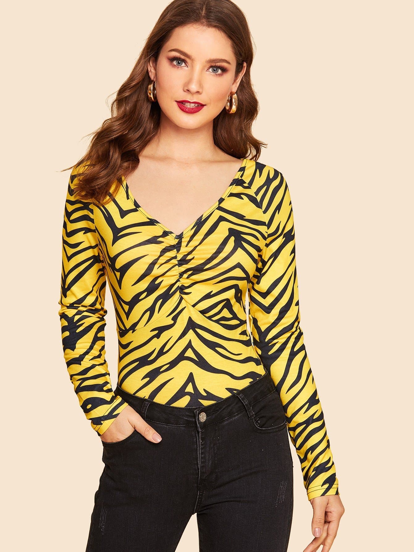 V Neck Ruched Front Raglan Sleeve Tiger Print Top