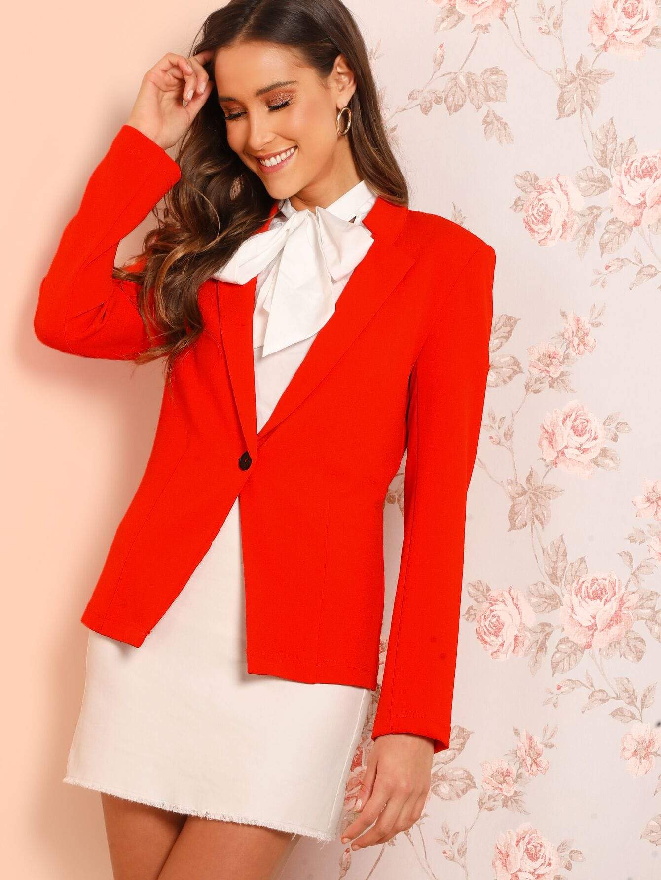 Notched Slim Fitted Solid Buttoned Blazer