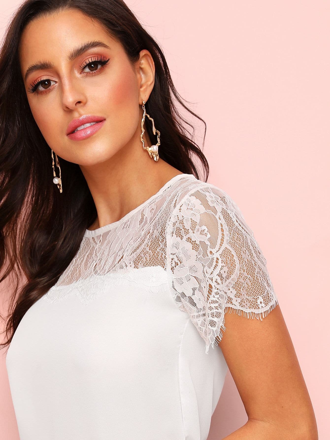White Round Neck Contrast Eyelash Lace Blouse Top