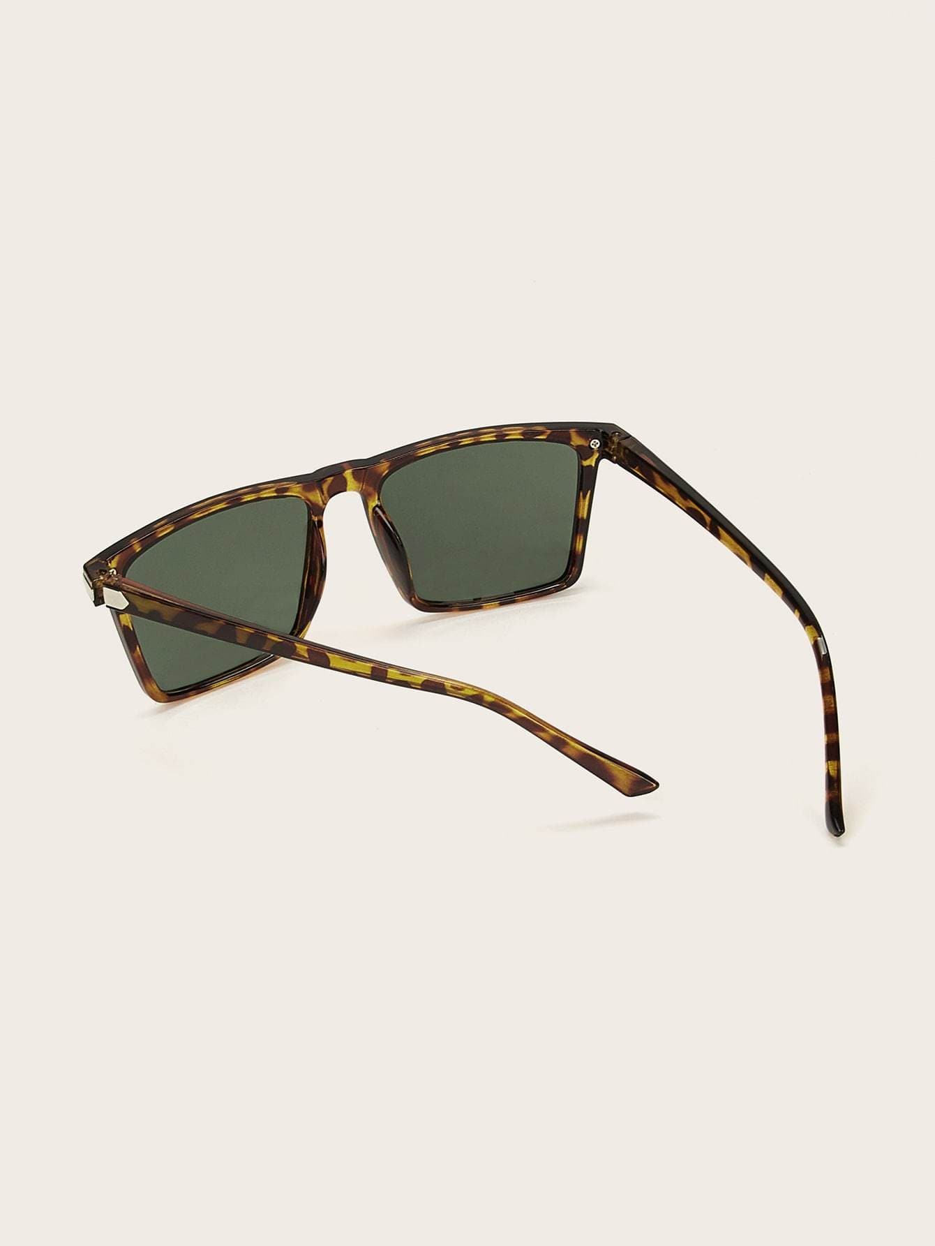 Tortoiseshell Frame Tinted Lens Sunglasses
