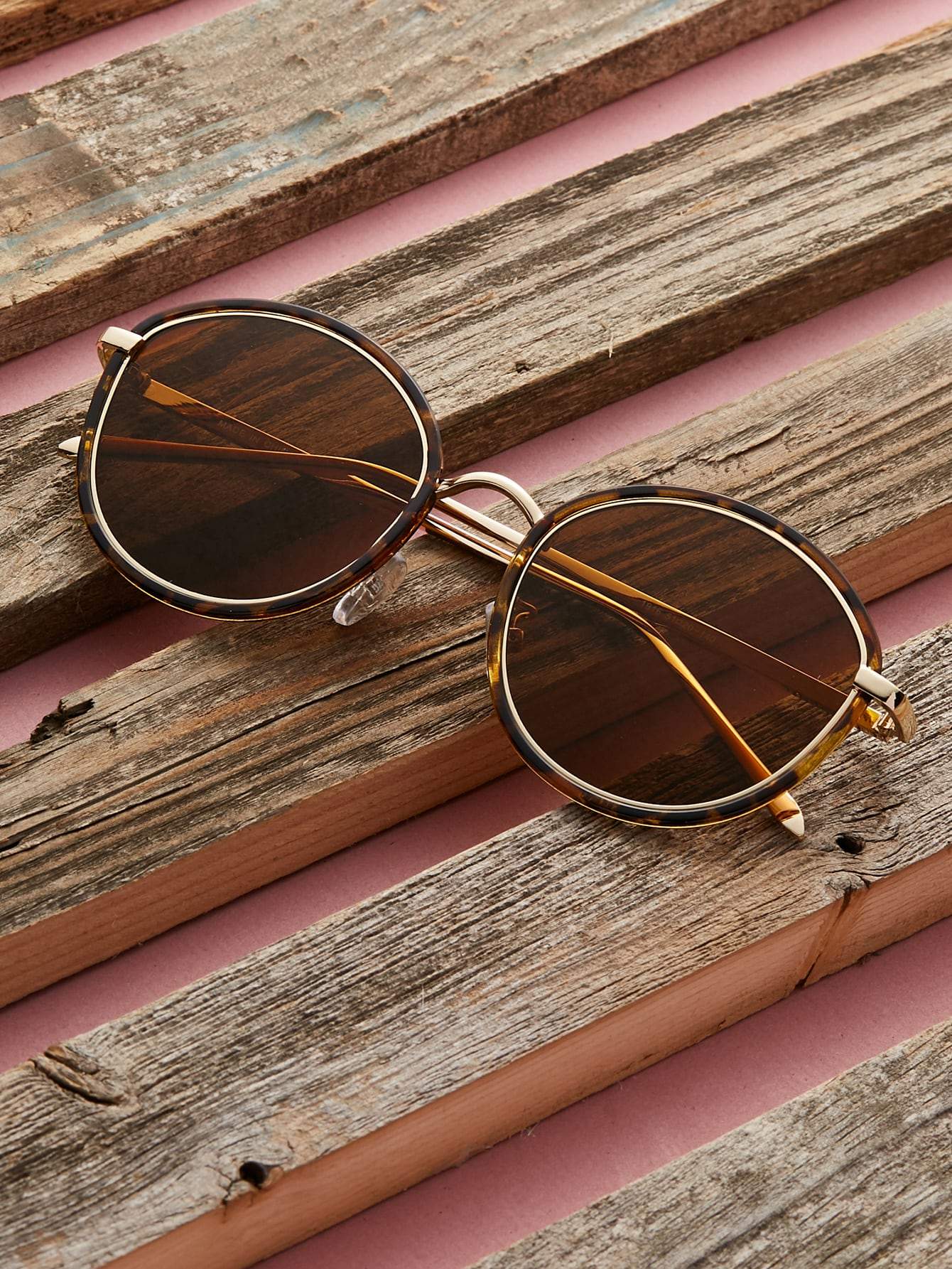 Reflective Metal And Acrylic Circle Sunglasses