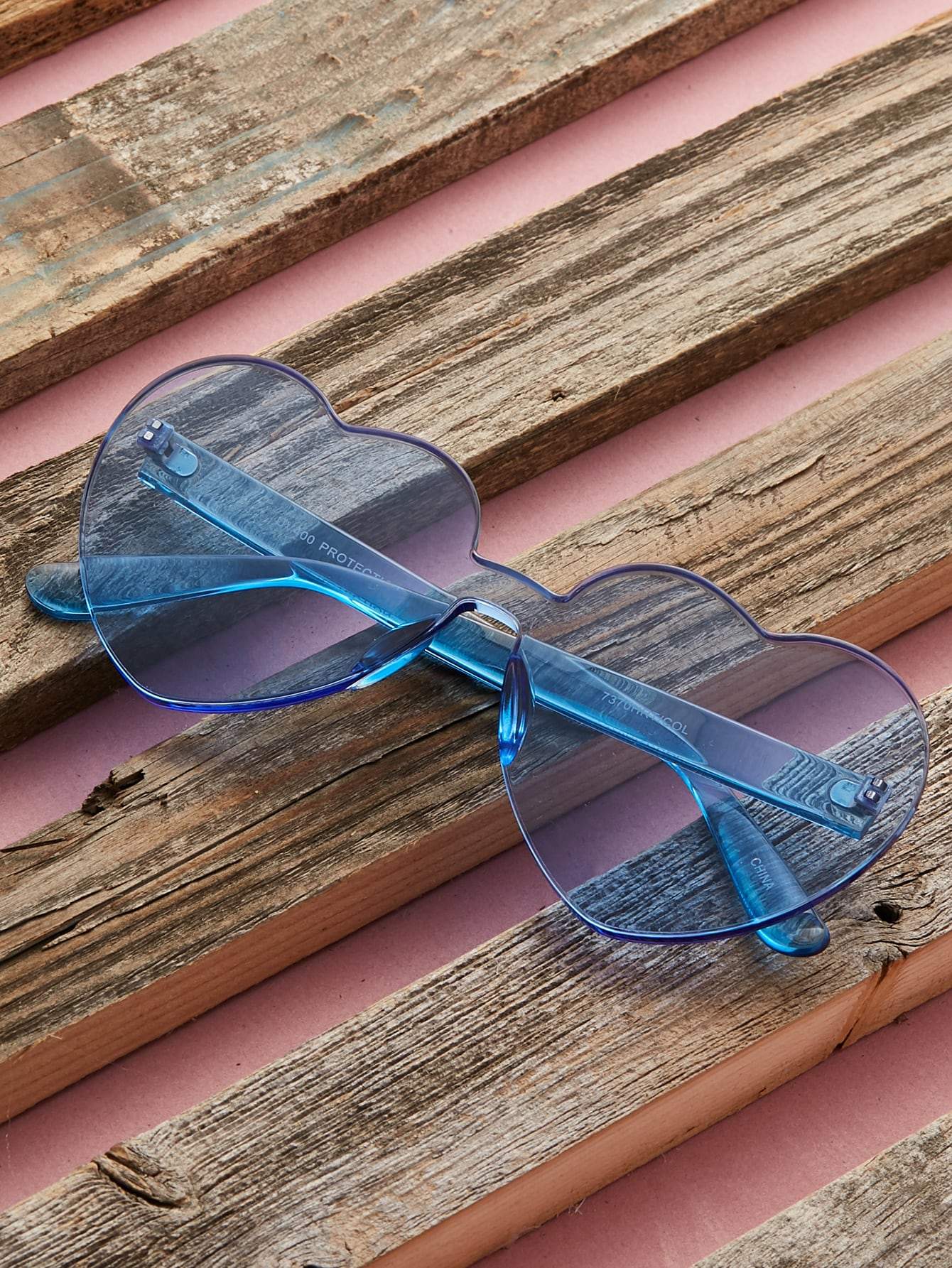 Oversized Frameless Heart Shaped Clear Sunglasses