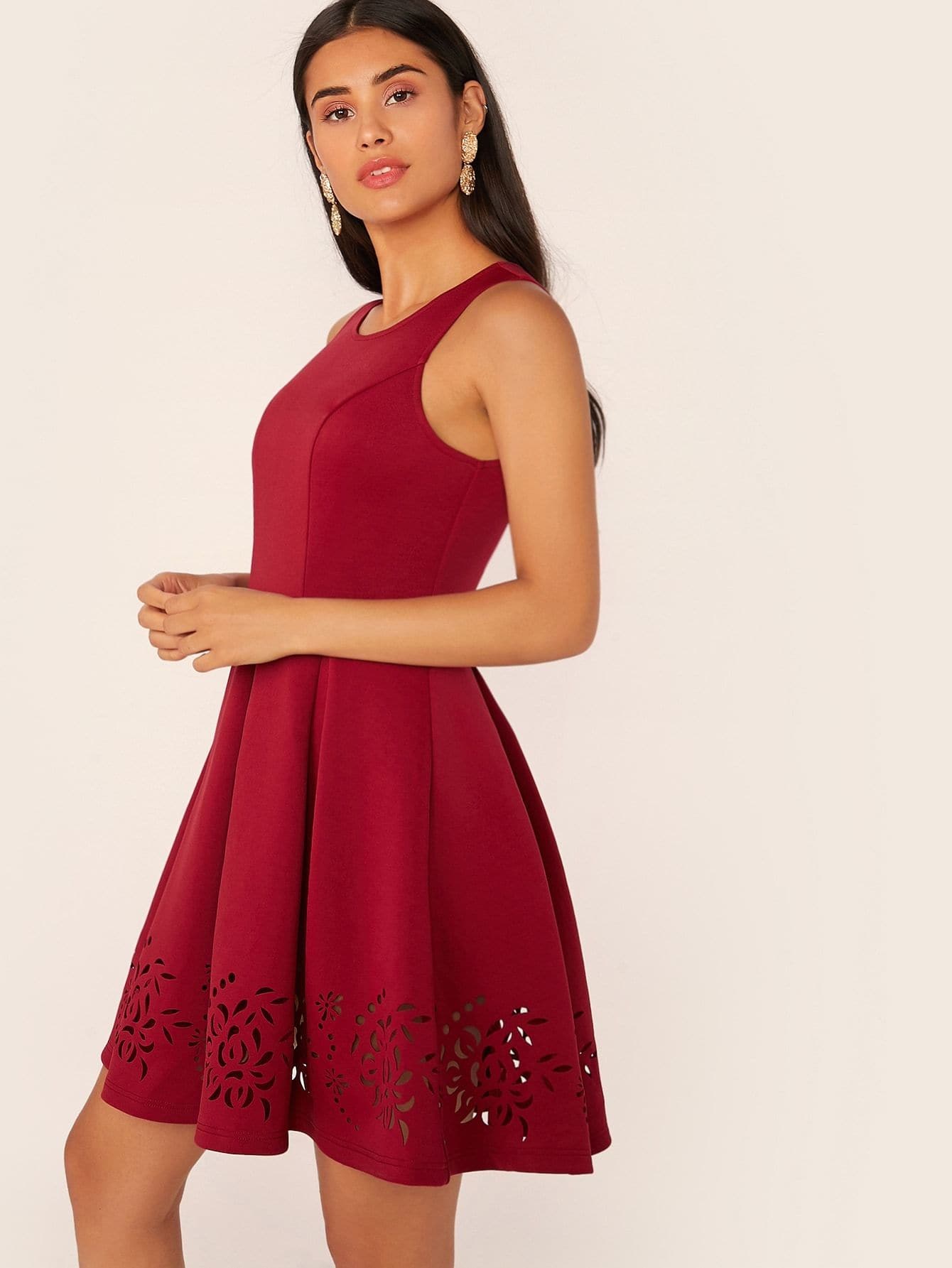Burgundy Sleeveless Round Neck Solid Boxy Pleated Laser Cut Hem Dress