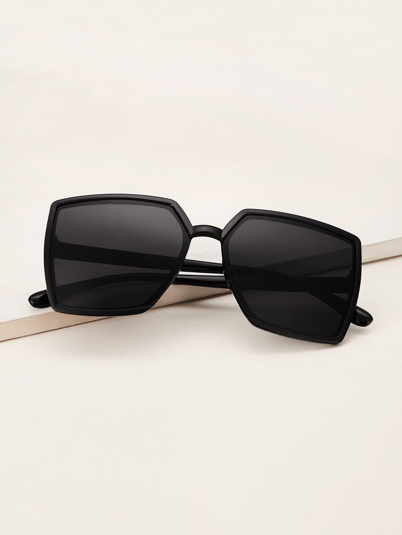 Black Plain Square Sunglasses