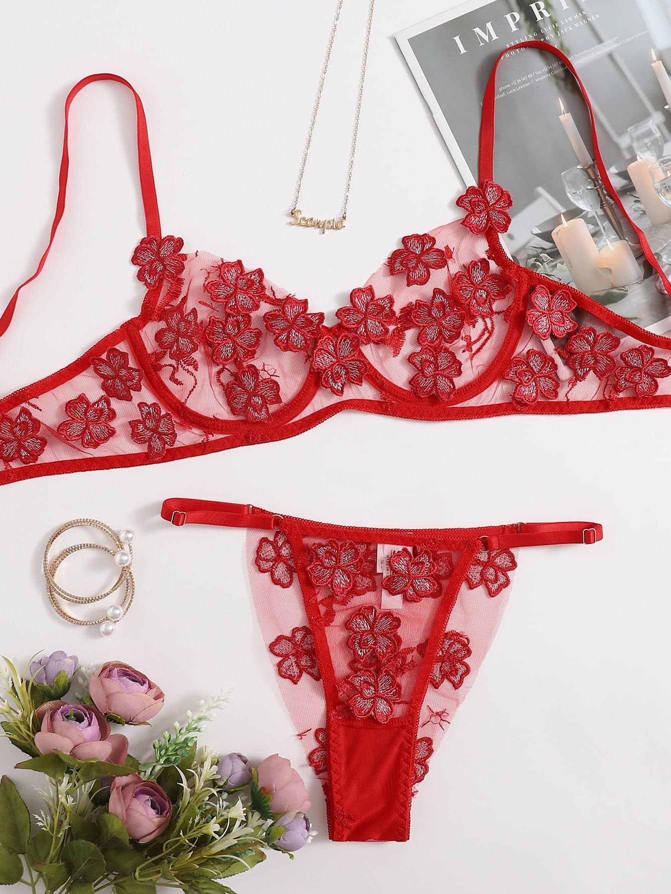 Applique Lace Underwire Lingerie Set