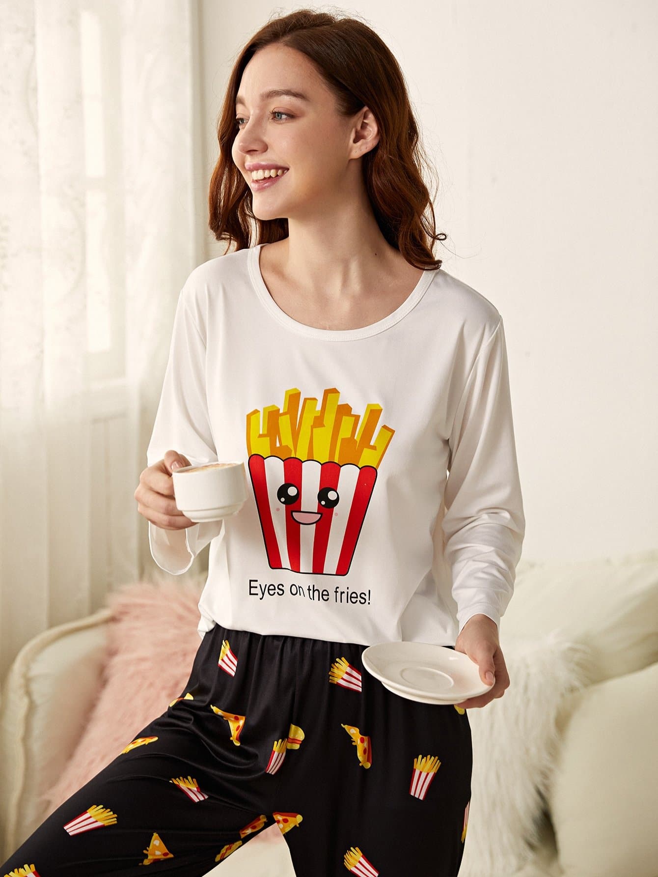 Black White Round Neck Slogan & Cartoon Graphic Pyjama Sleepwear Set