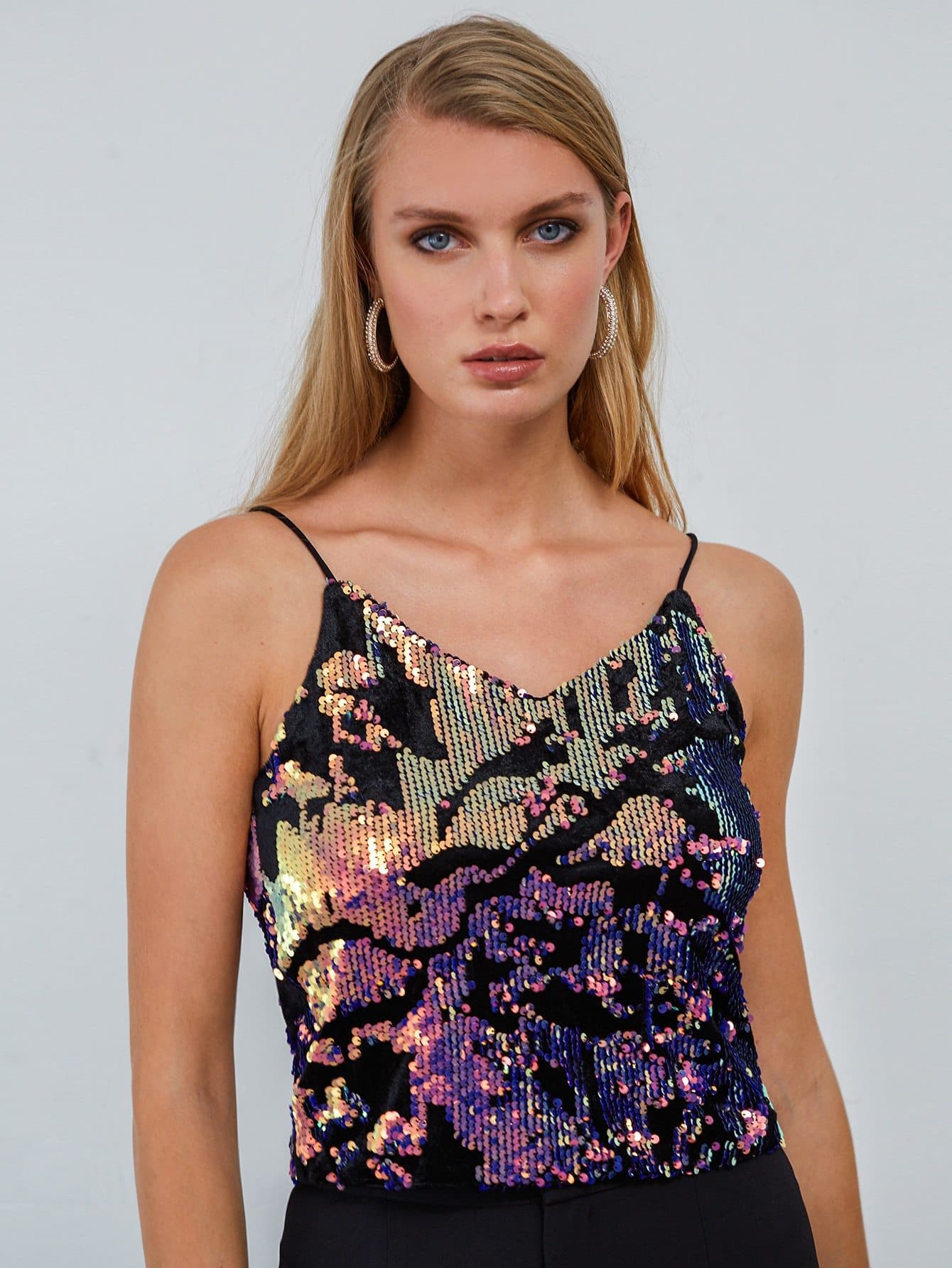 Spaghetti Strap Slim Fit Sequin Crop Top