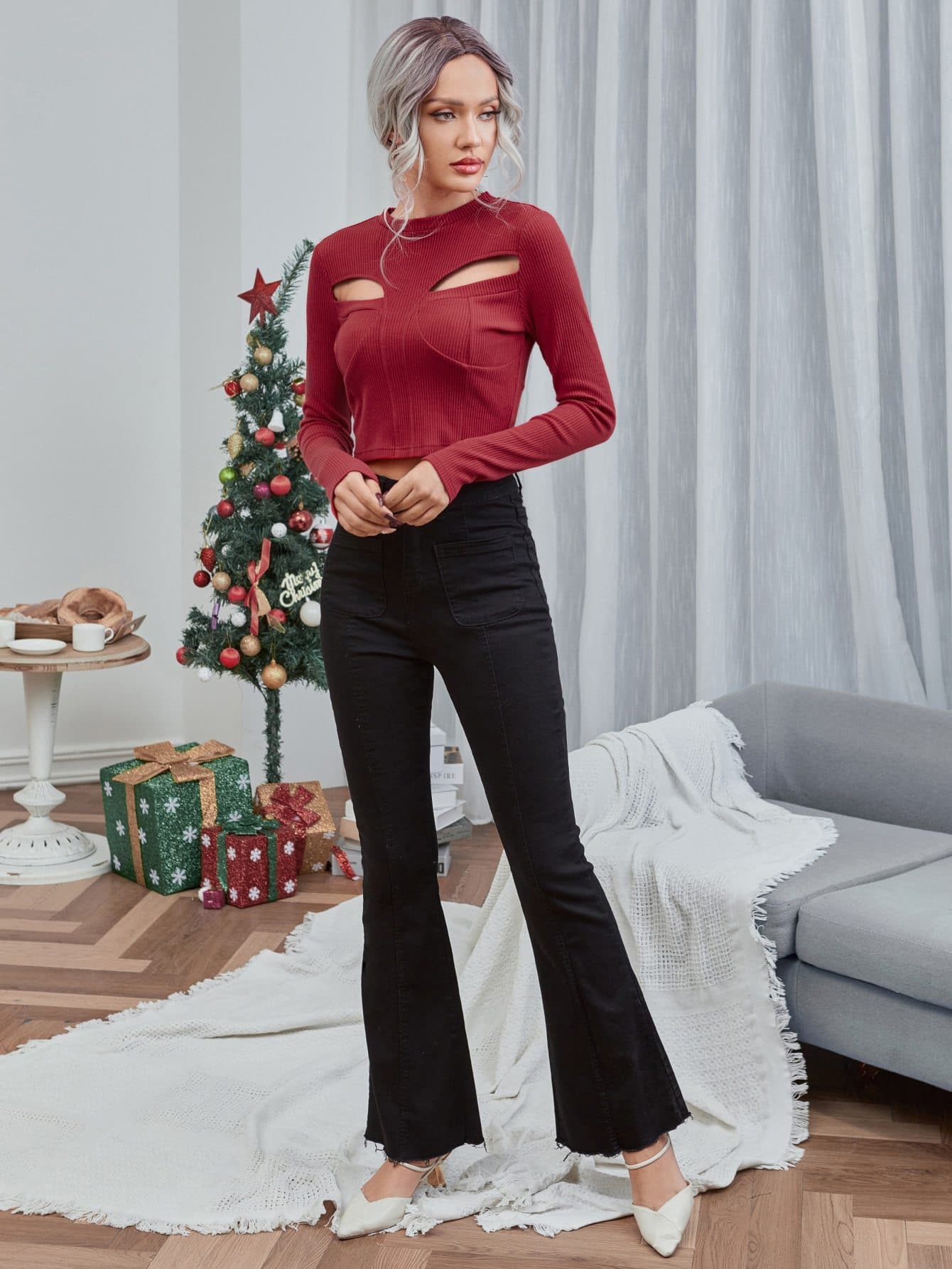 Burgundy Round Neck Rib-knit Slim Fit Cut Out Crop Top