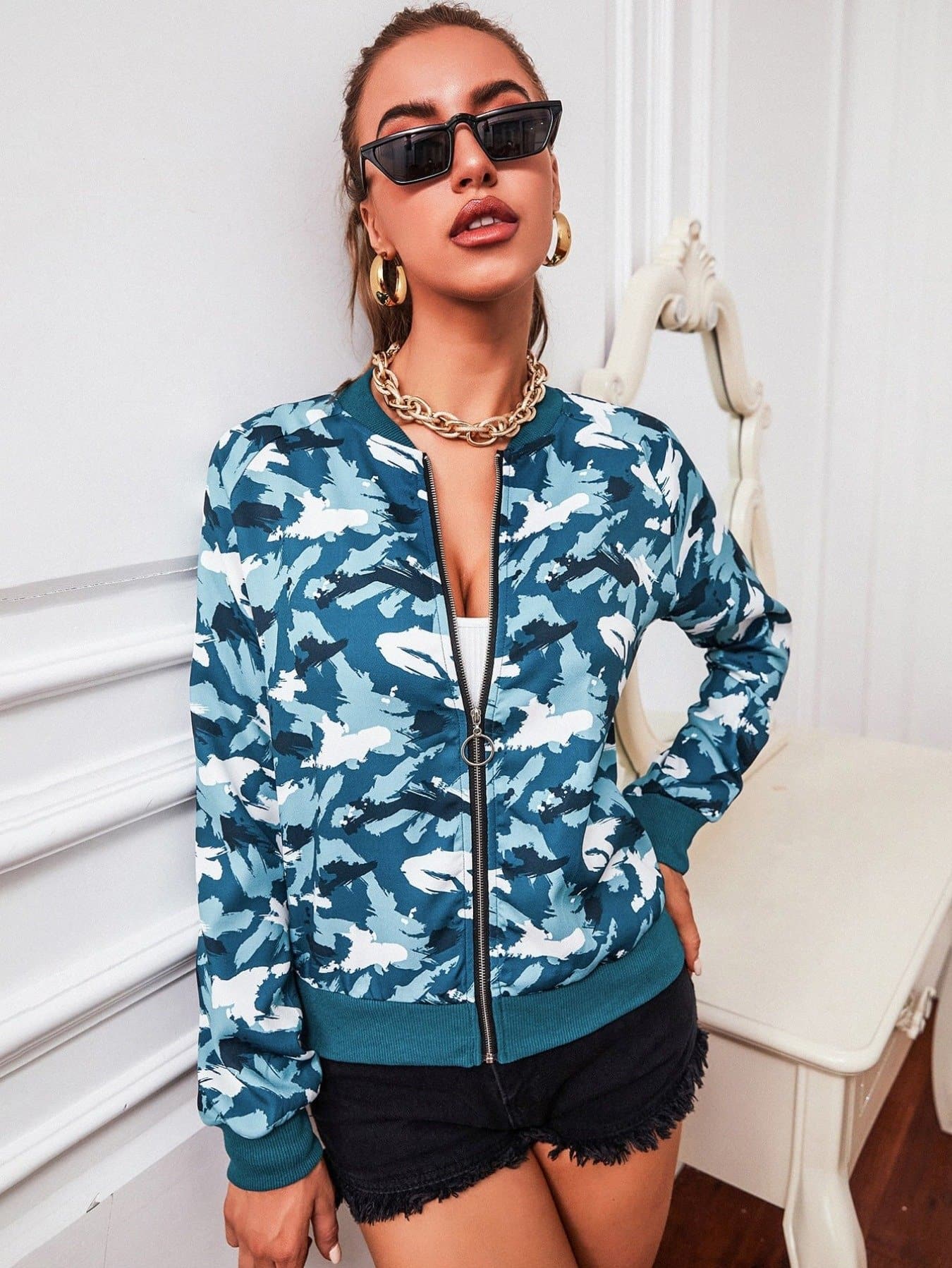 Baseball Collar Camo Print Zip-up Bomber Jacket