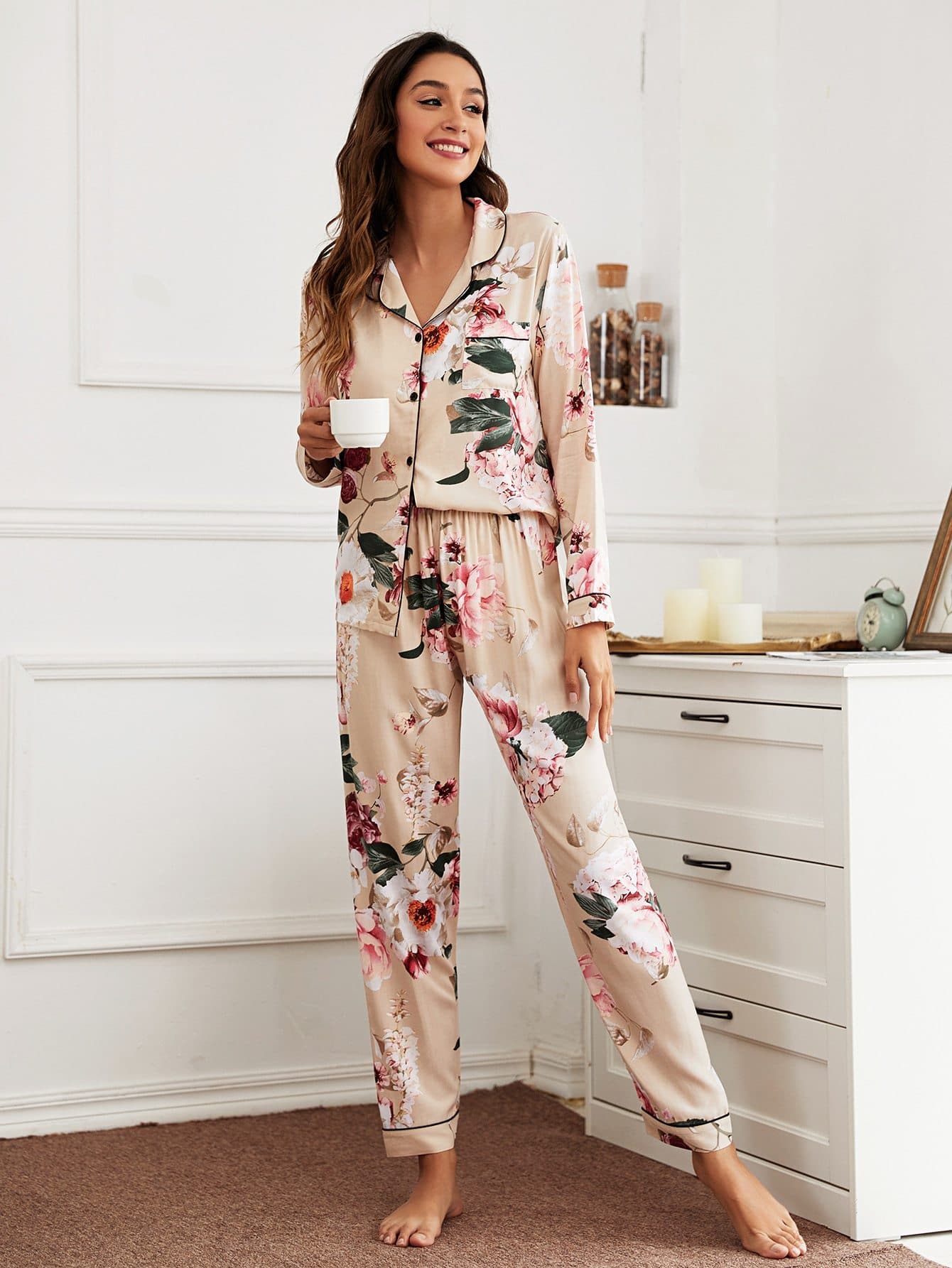 Button Front Floral Lapel Collar Pyjama Sleepwear Set