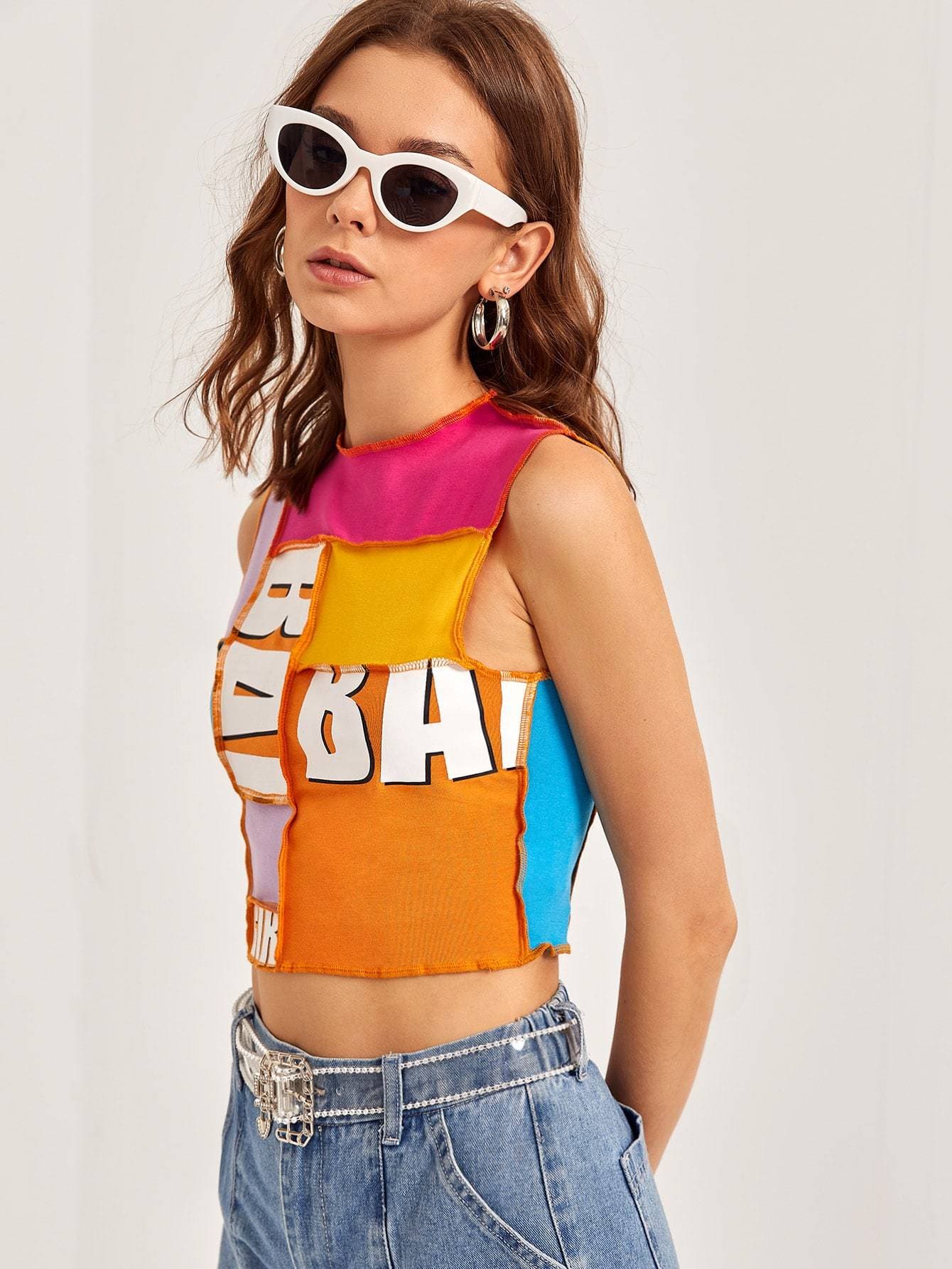 Round Neck Contrast Stitch Letter Graphic Colorblock Slim Fit Tank Top