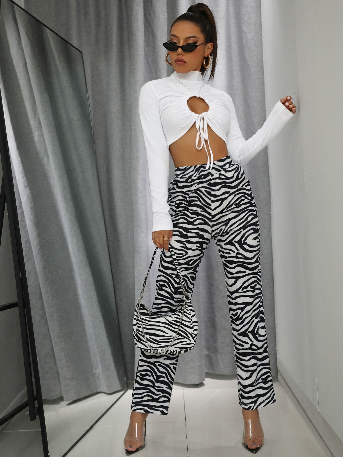 Stand Collar Mock Neck Drawstring Slim Fit Peekaboo Crop Top