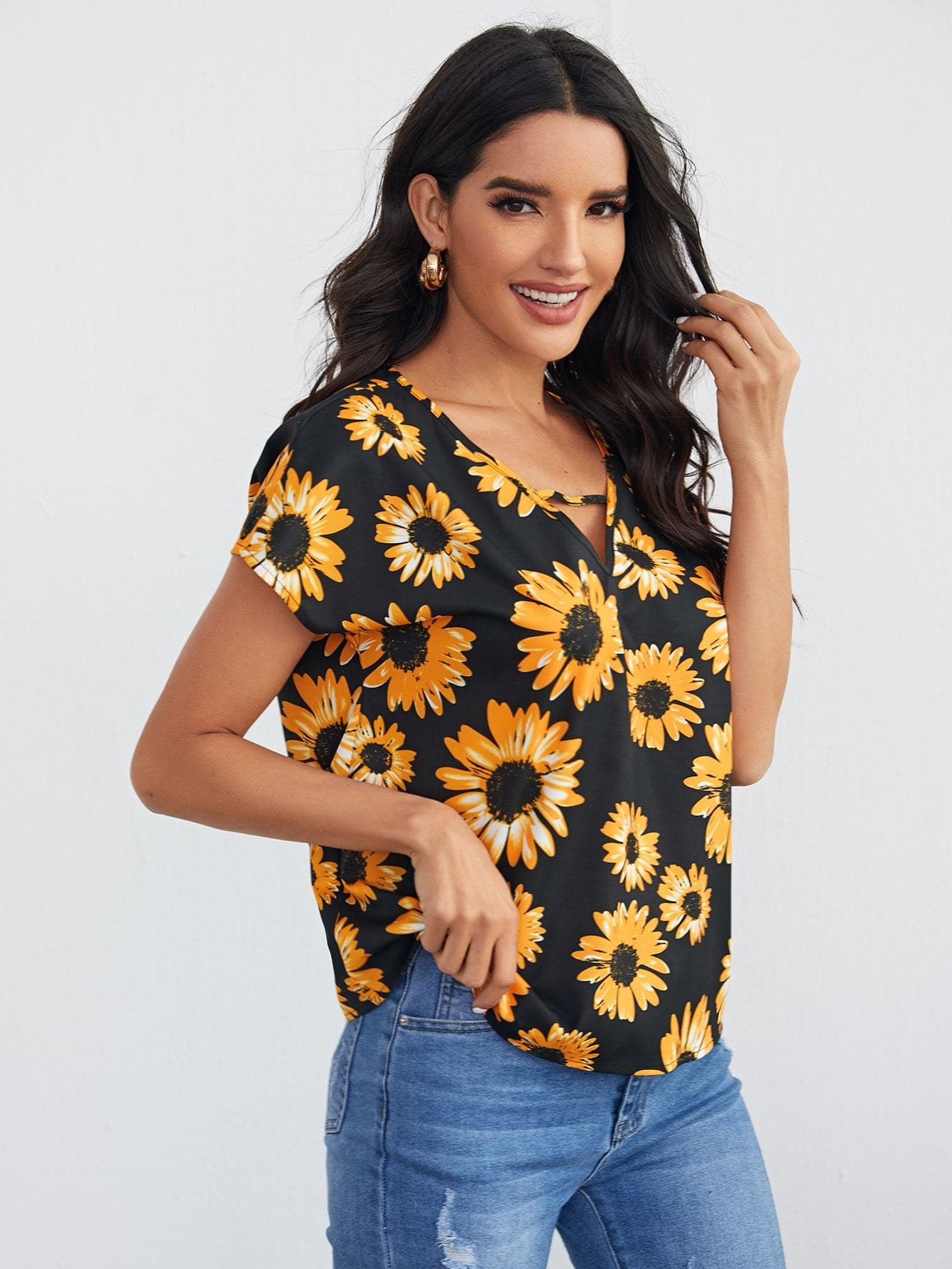 Batwing Sleeve Keyhole Neck Sunflower Print Top