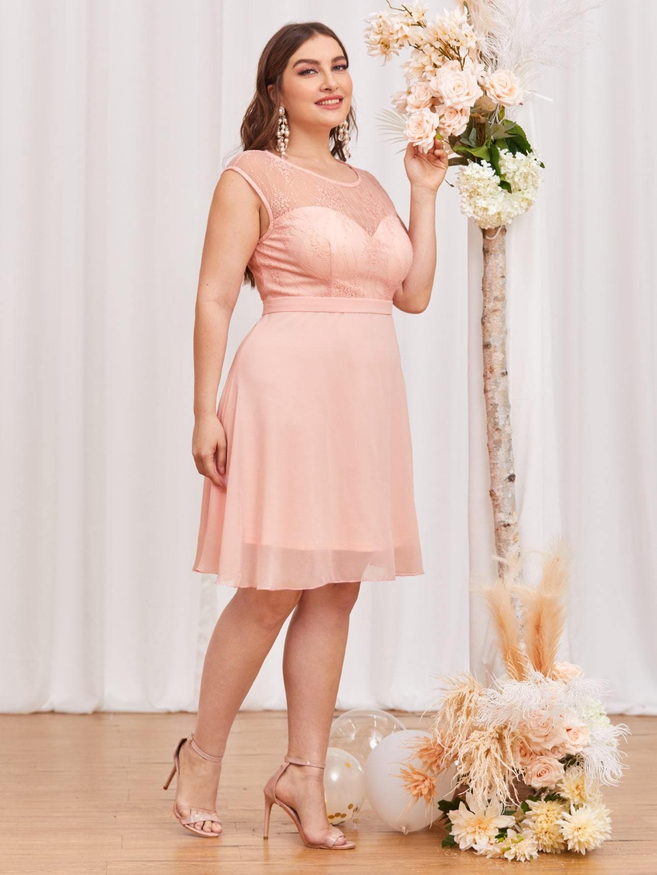 Plus Baby Pink Round Neck Chiffon Contrast Embroidery Mesh Prom Dress