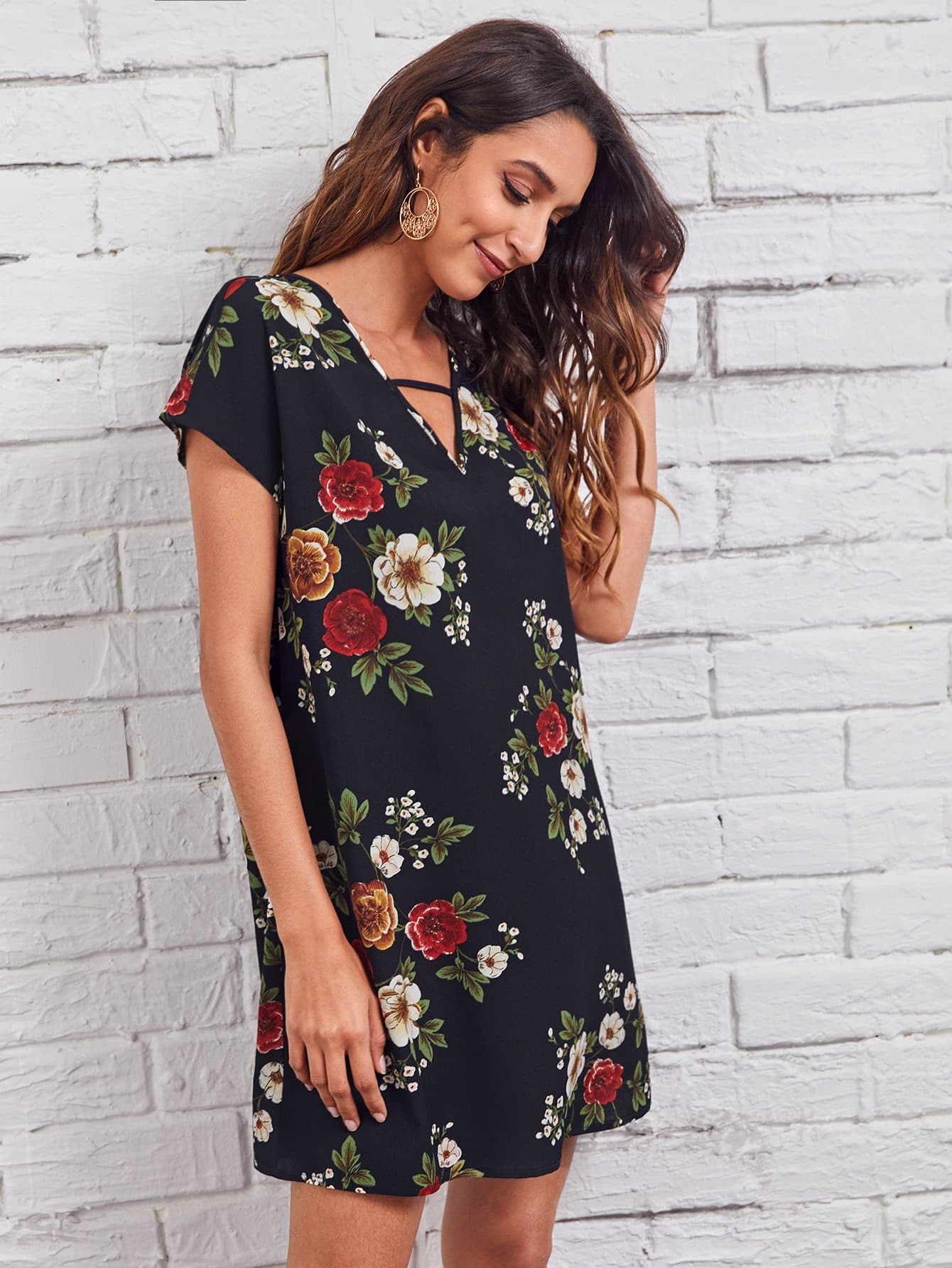 Batwing Cap Sleeve Keyhole Neck Floral Dress