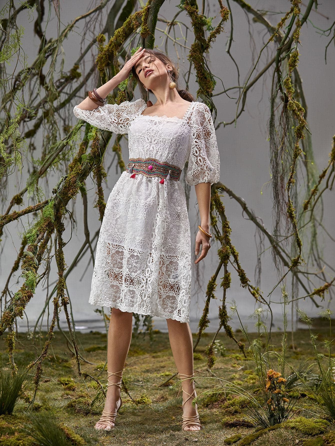 White Square Neck Lantern Sleeve Lace Dress Without Belt