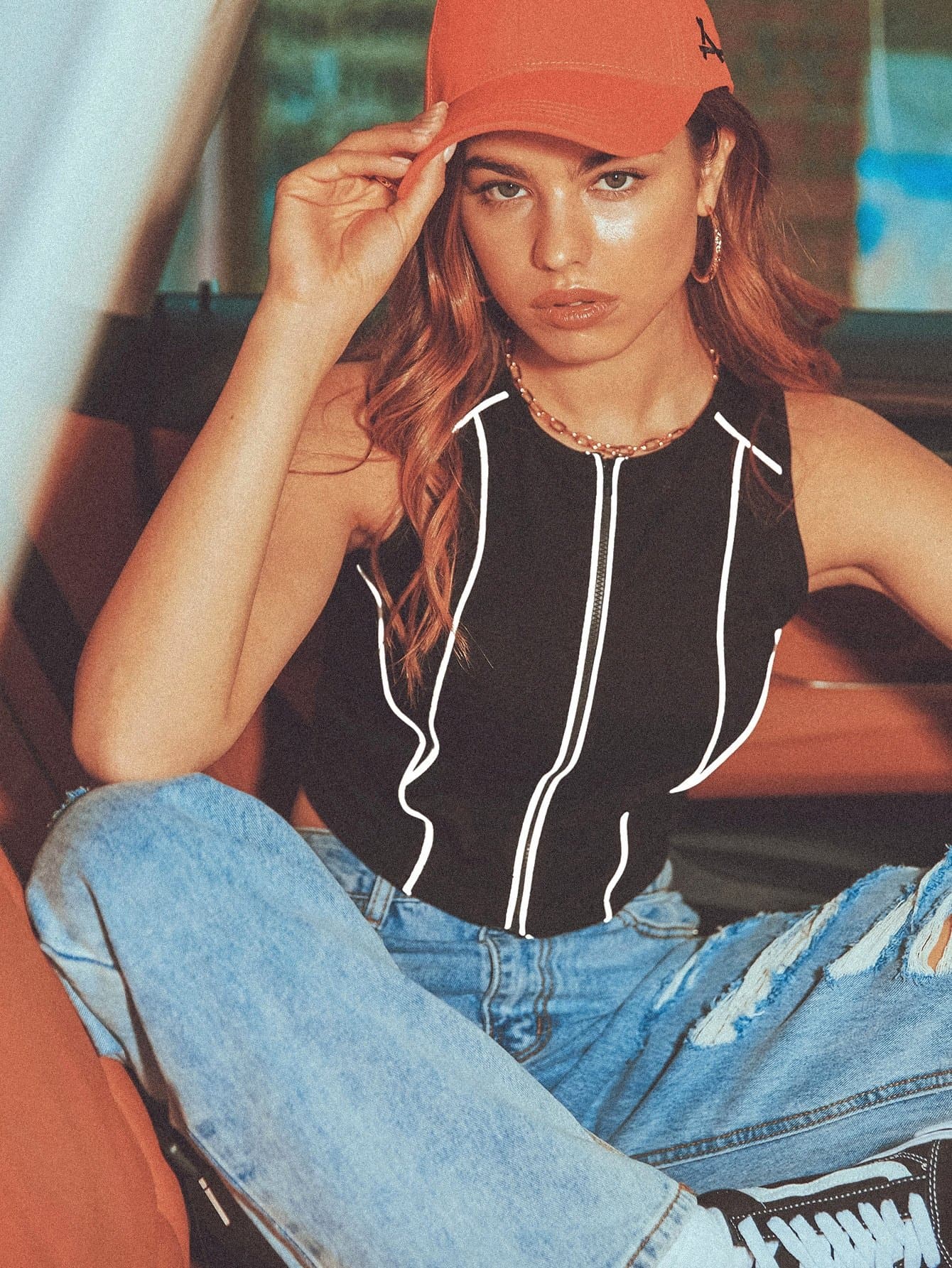 Black Round Neck Zipper Front Crop Tank Top