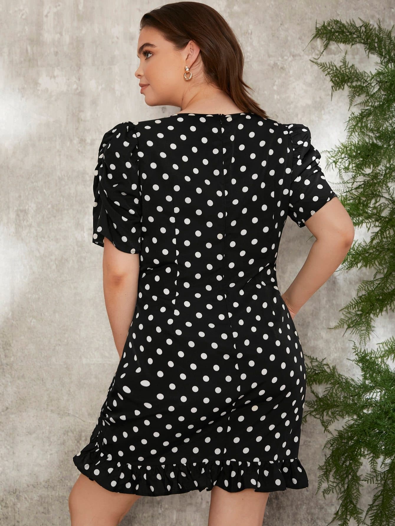 Plus Black Polka Dot V-Neck Puff Sleeve Drawstring Ruched Ruffle Hem Dress