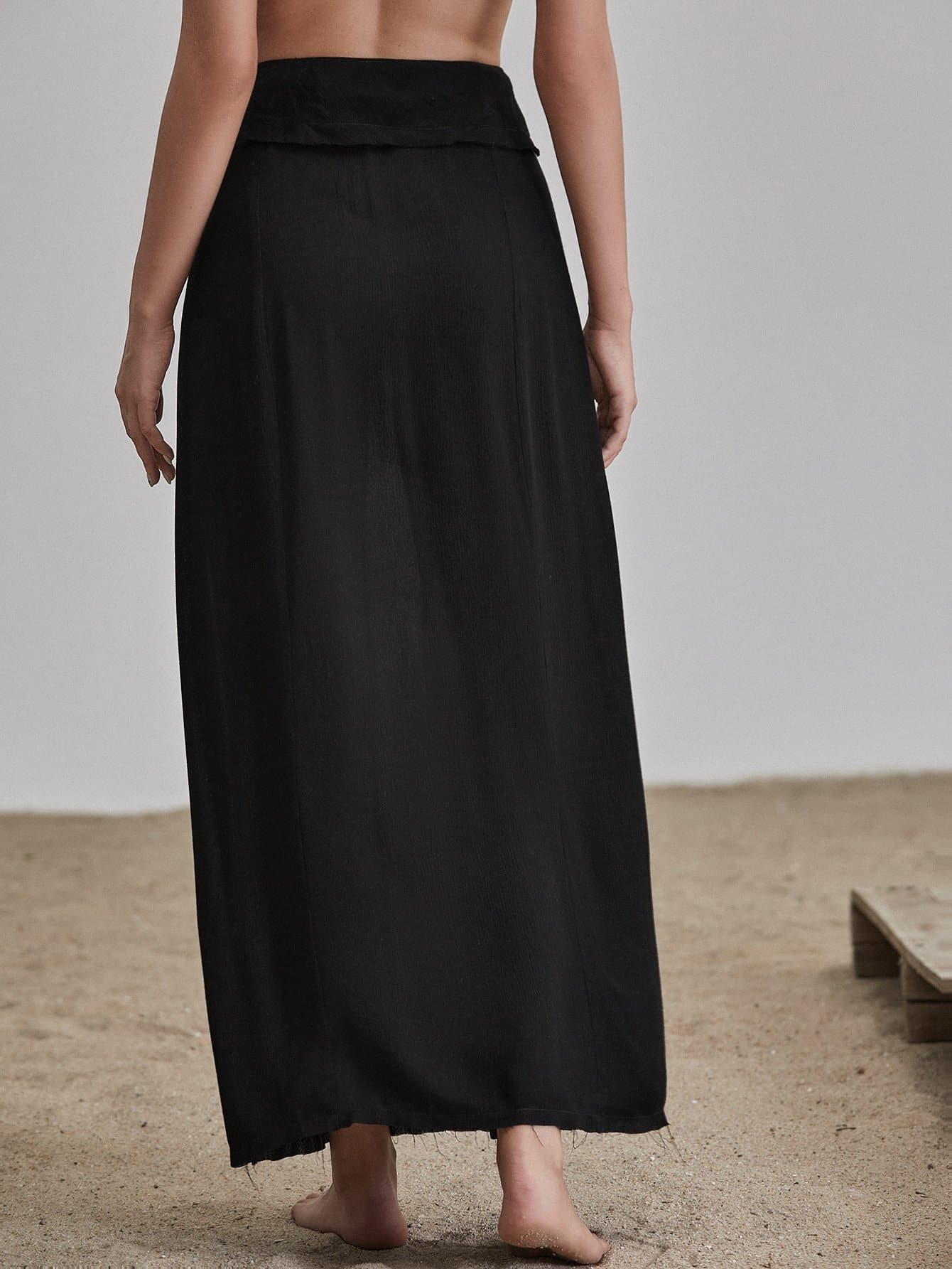 Black Split Thigh Belted High Waist Solid Skirt