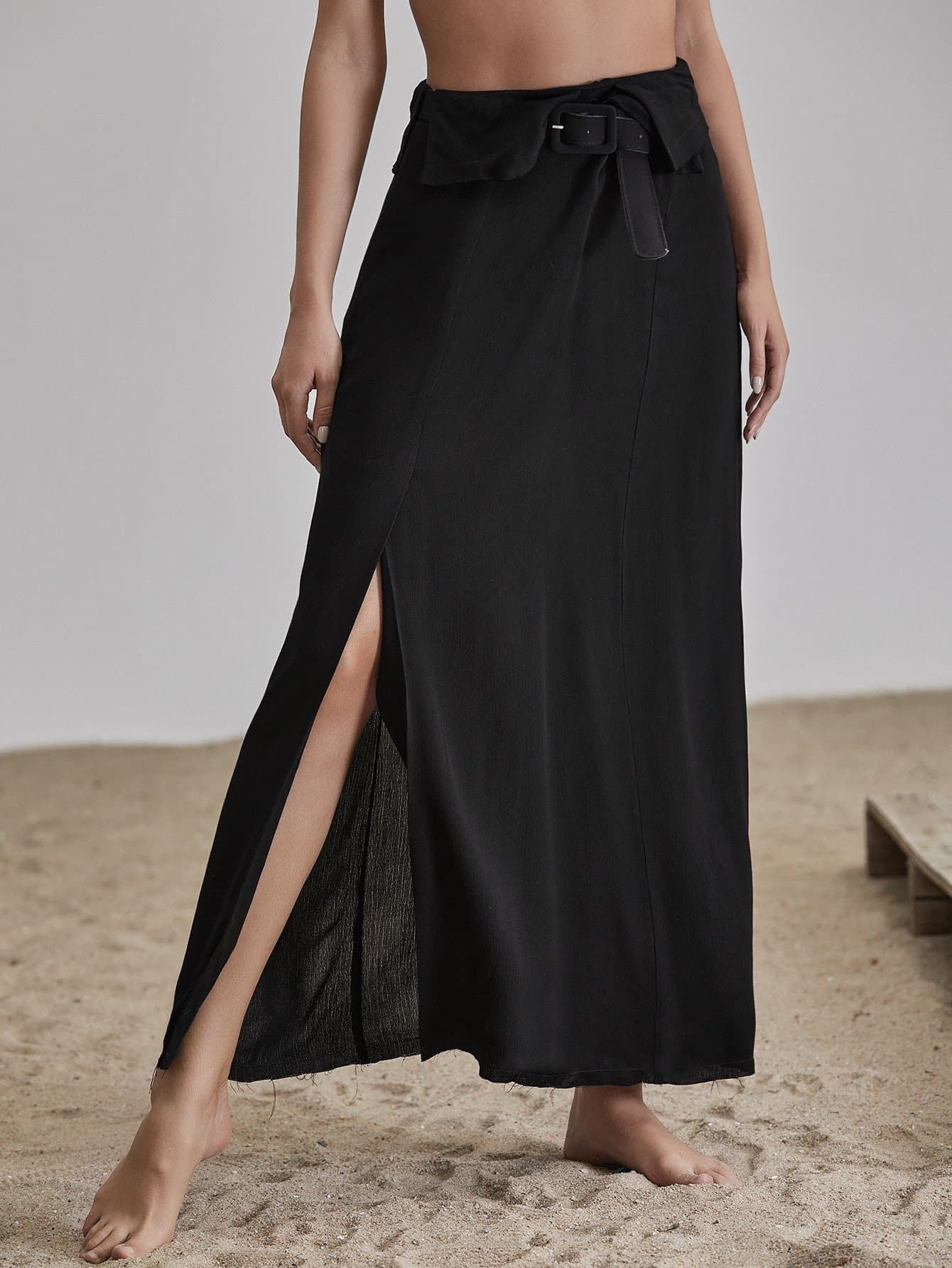 Black Split Thigh Belted High Waist Solid Skirt