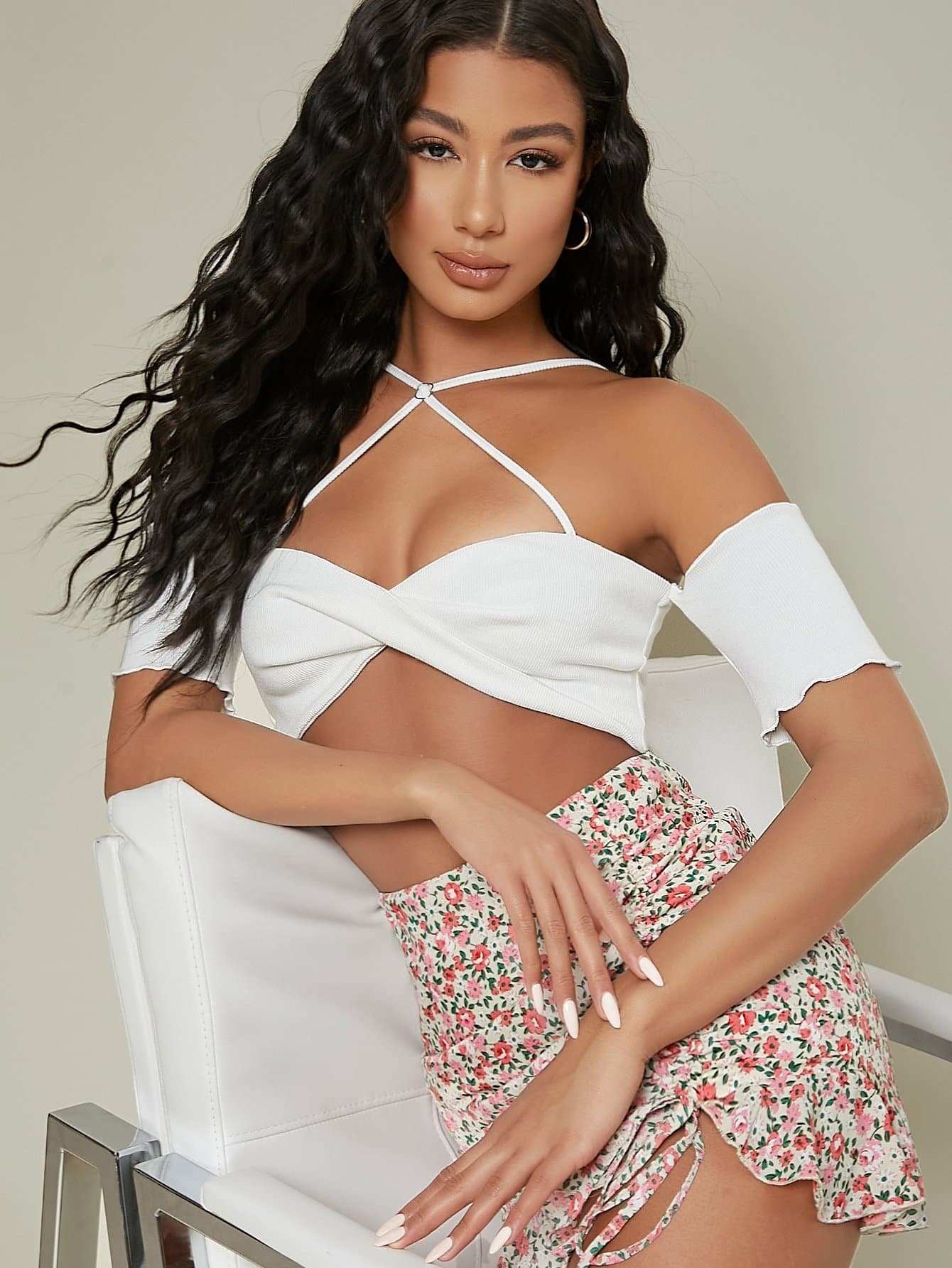 White Cold Shoulder Twisted Lettuce-Edge Strappy Slim Fit Crop Top