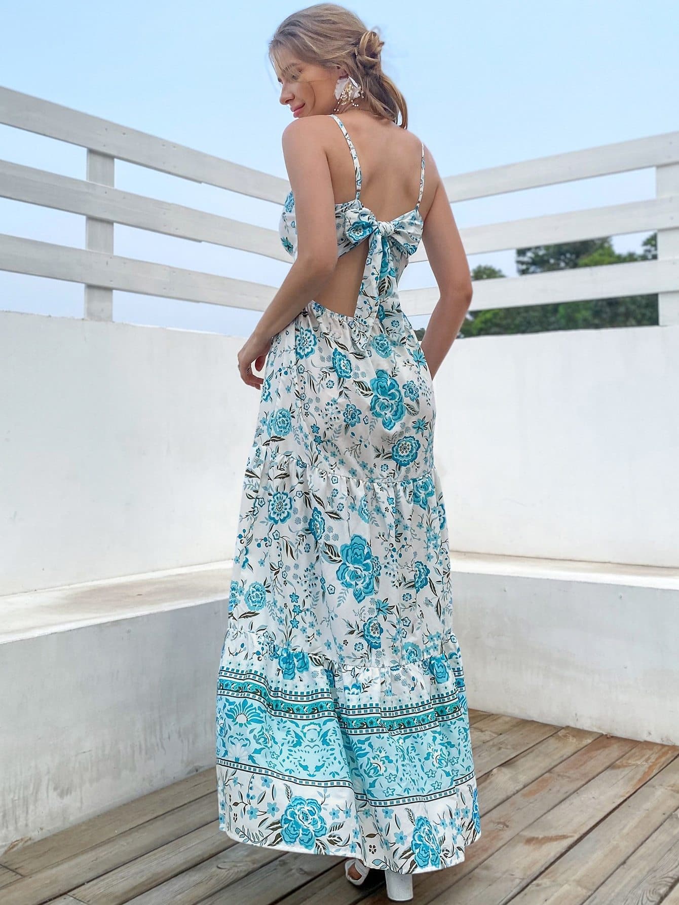Contrast Lace Sleeveless Floral Tie Backless Cami Dress