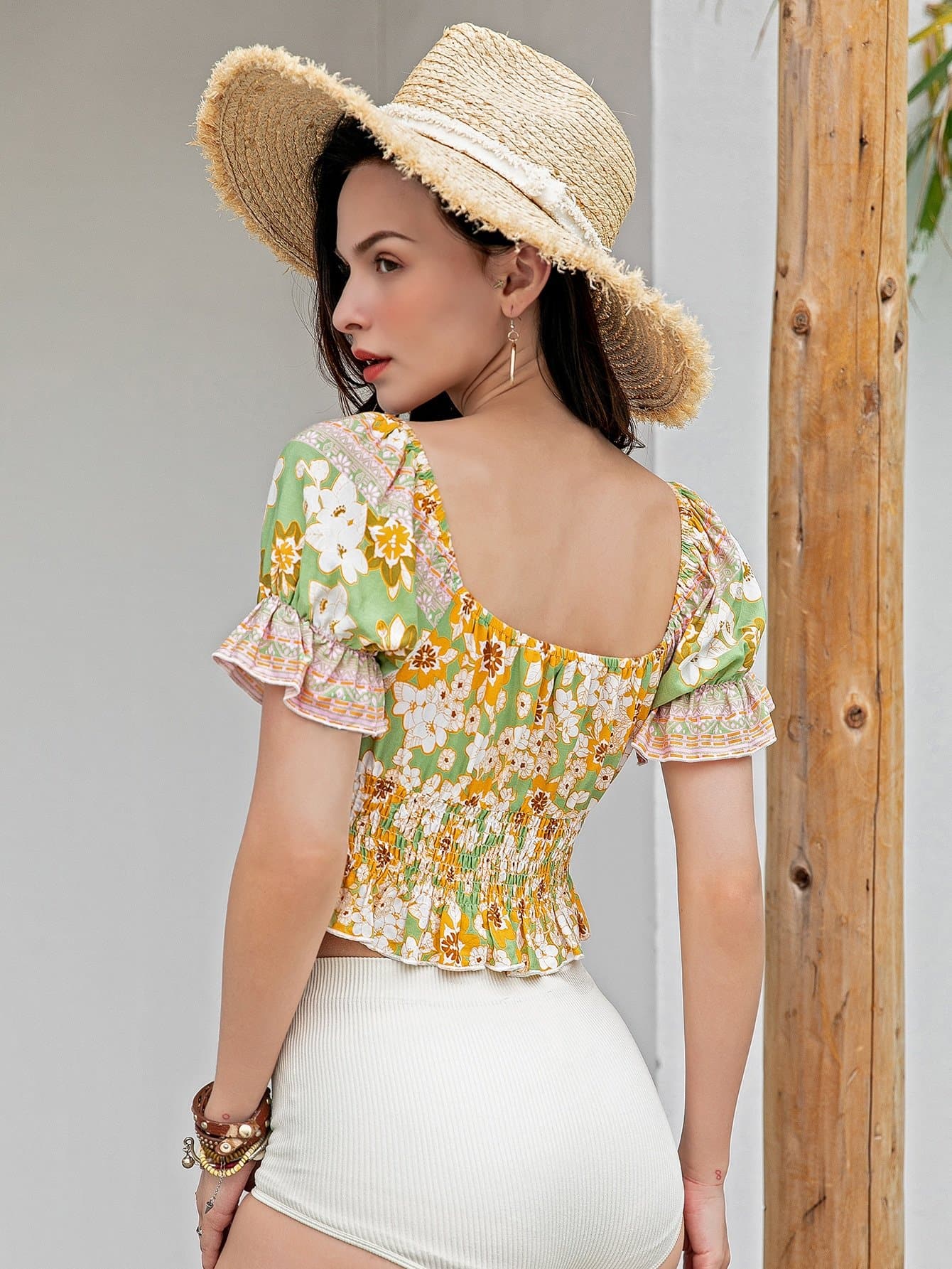 Scoop neck Flounce Sleeve Tie Front Shirred Floral Slim Fit Peplum Top