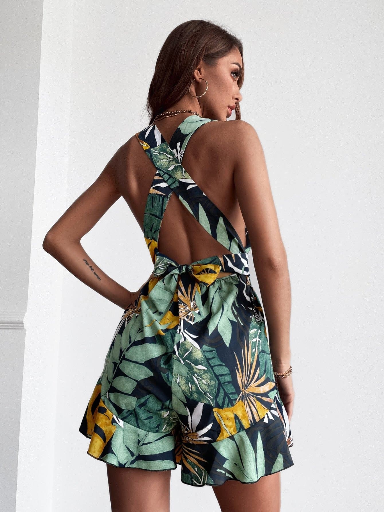 Deep V-Neck Leaf Print Ruffle Hem Tie Back Romper