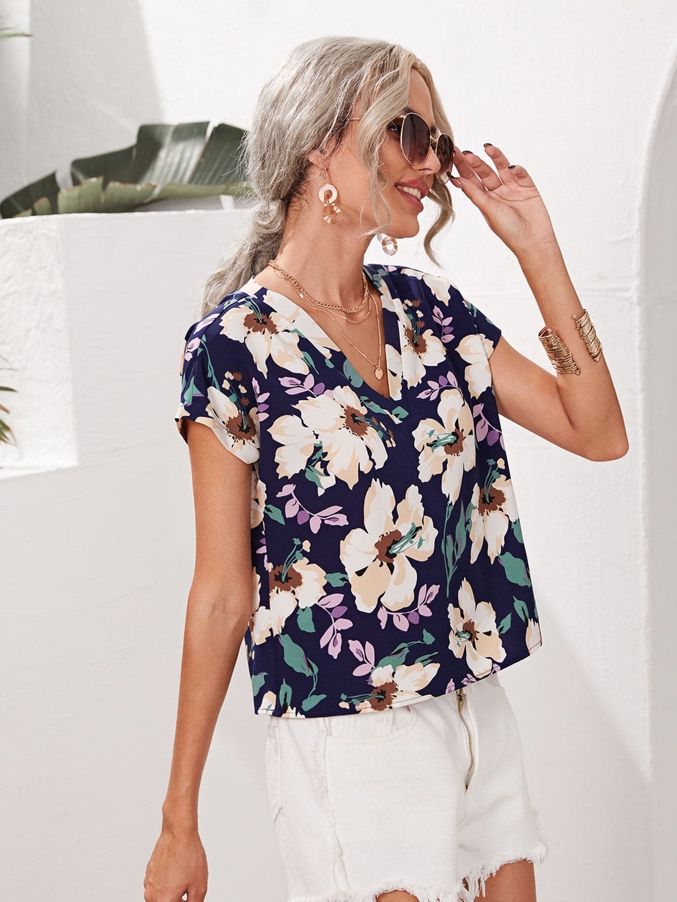 V-Neck Batwing Sleeve Floral Print Top