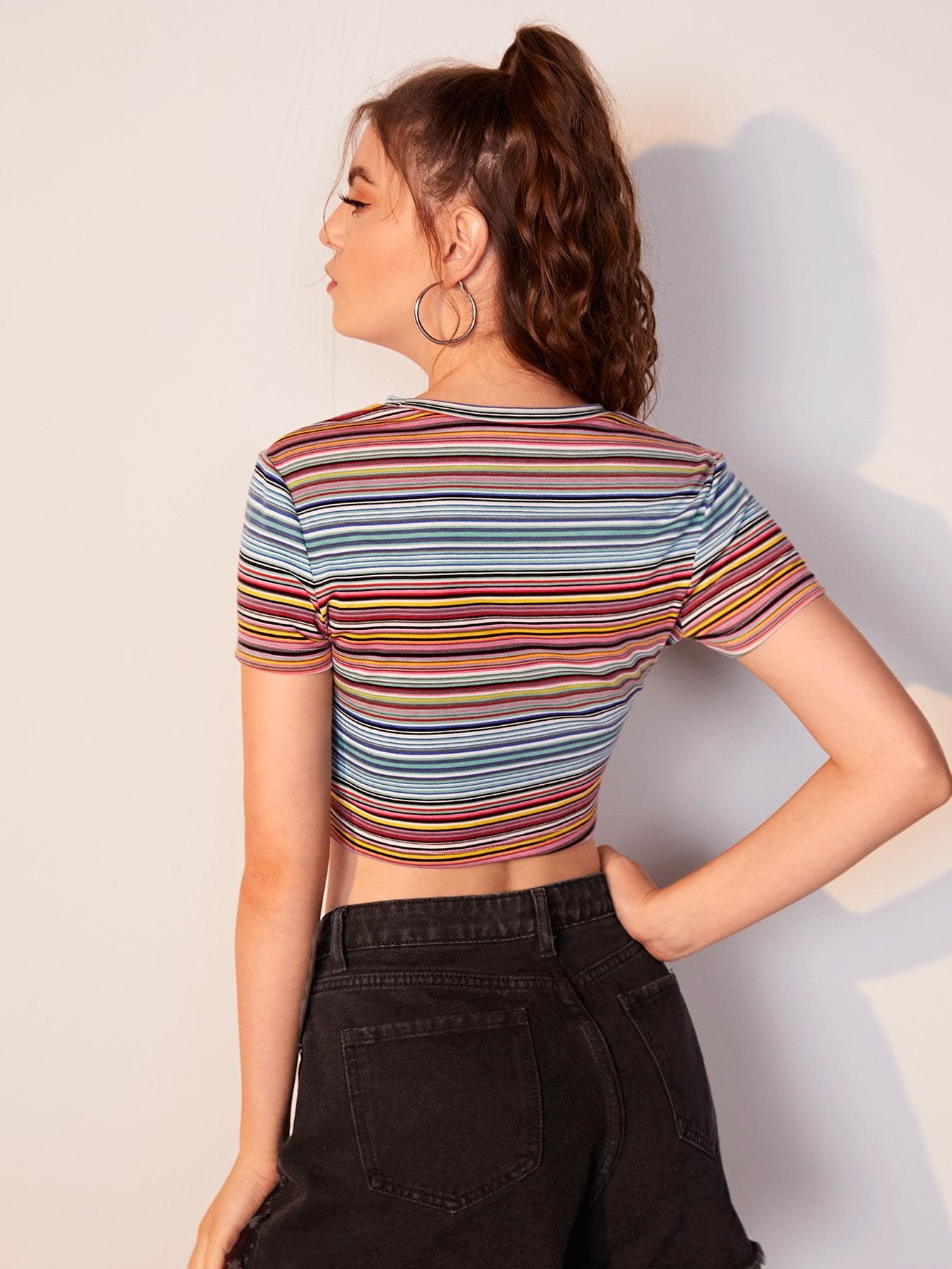Round Neck Striped Print Crop Top