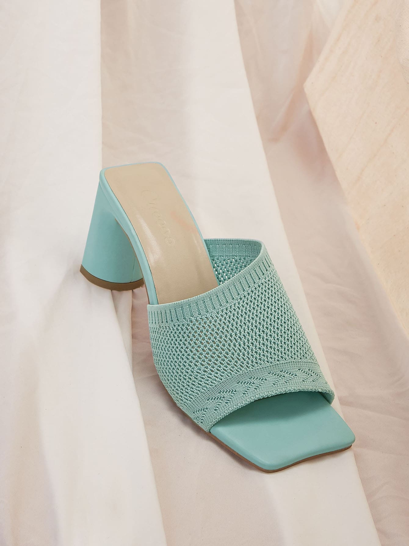 Minimalist Knit Chunky Heeled Mules