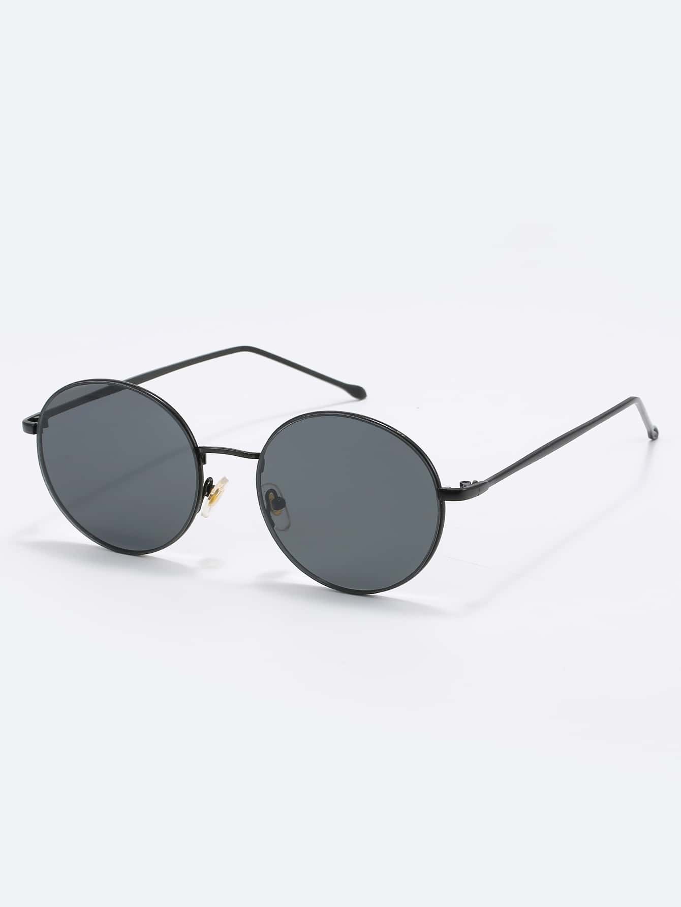Round Black Frame UV Protected Sunglasses