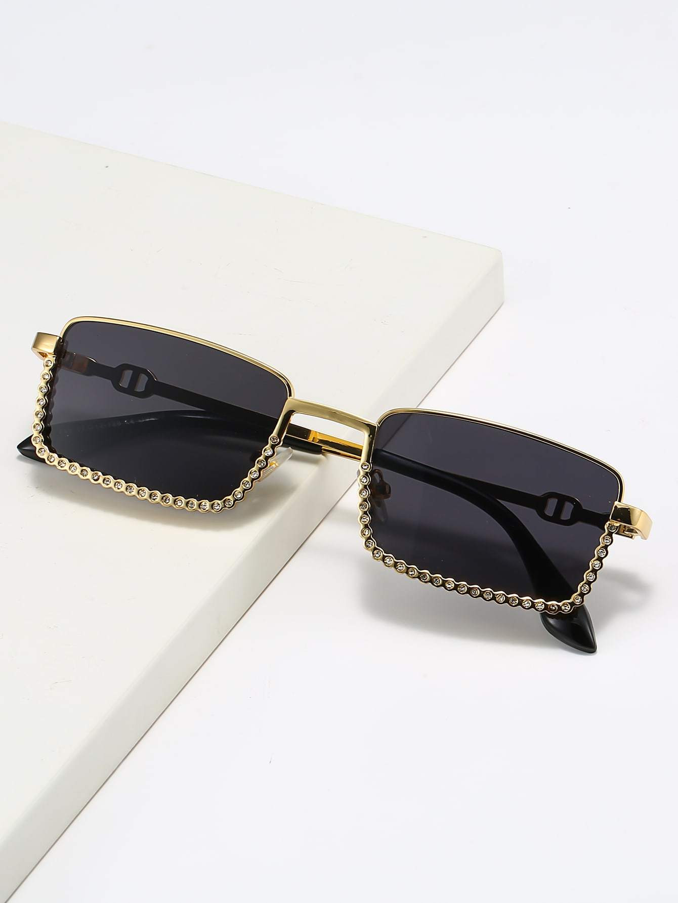 Rhinestone Decor Square Metal Frame UV Protected Sunglasses
