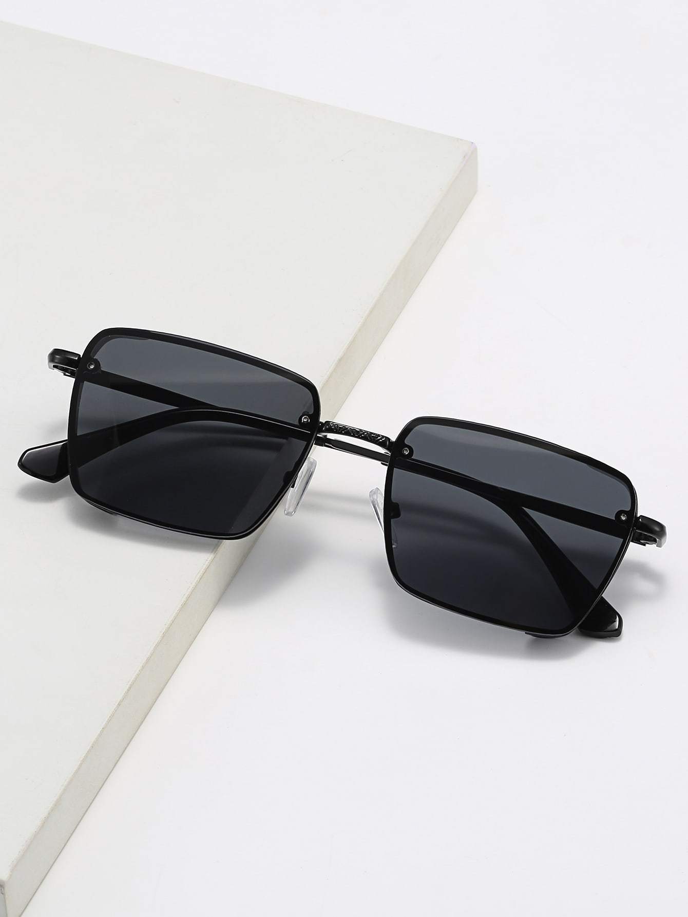 Square Frame UV Protected Sunglasses