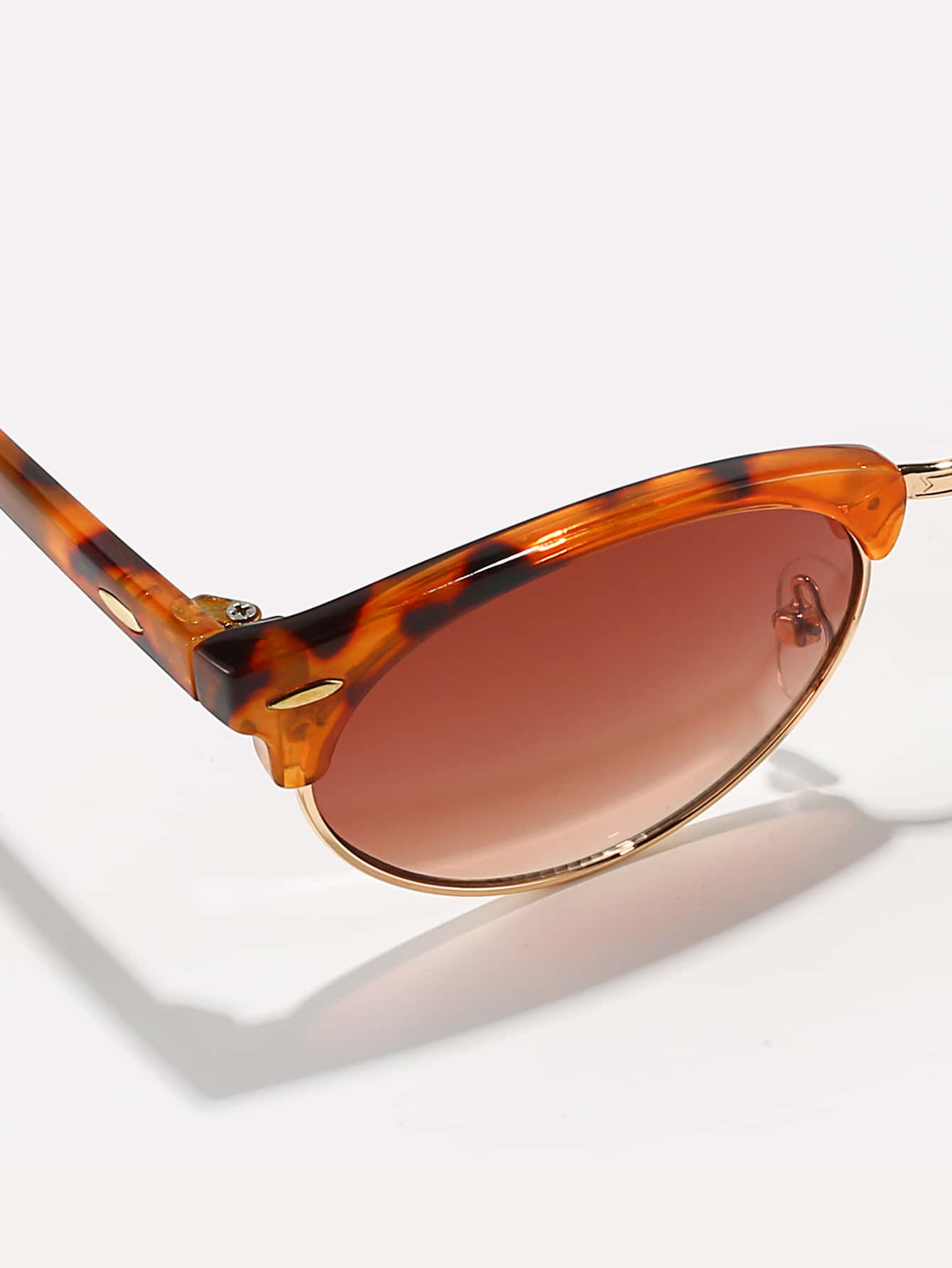 Brown Tortoiseshell Frame UV Protected Sunglasses