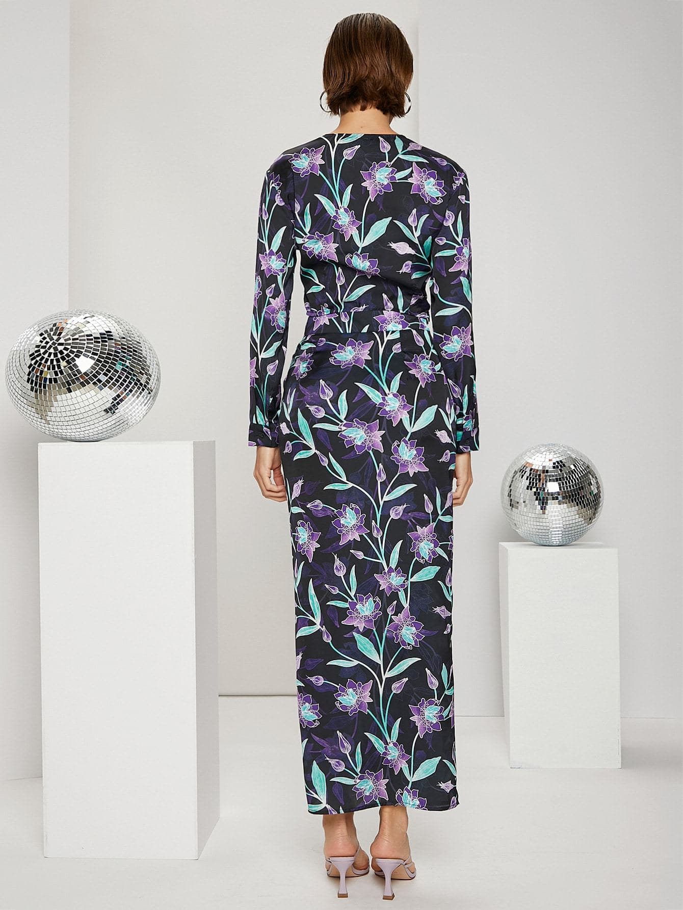 O-ring Detail Ruched Top and High Split Skirt Set