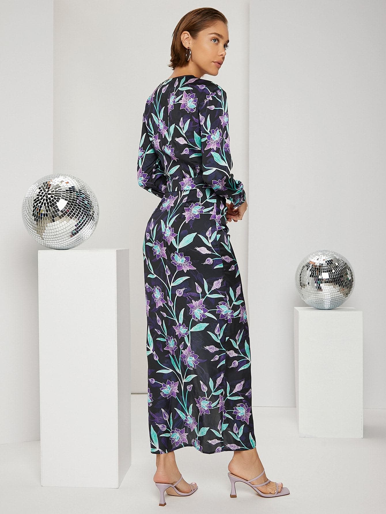 O-ring Detail Ruched Top and High Split Skirt Set