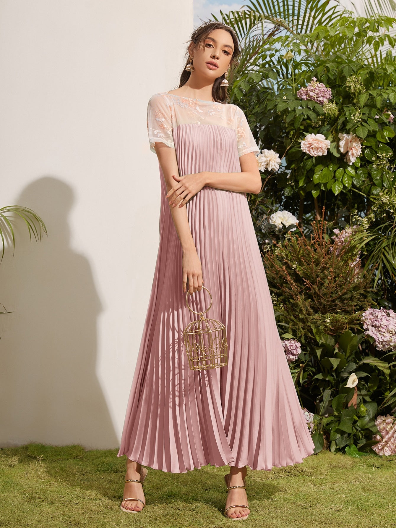 Round Neck Embroidery Mesh Yoke Pleated Dress