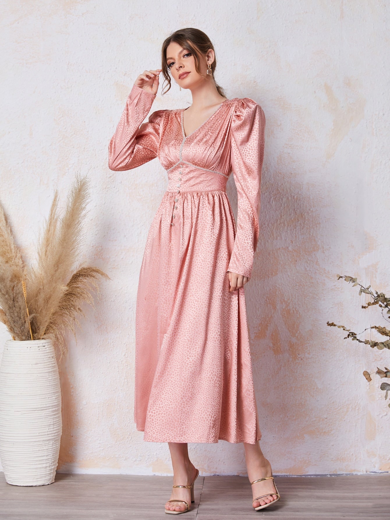 V-neck Puff Sleeve Rhinestone Jacquard Dress