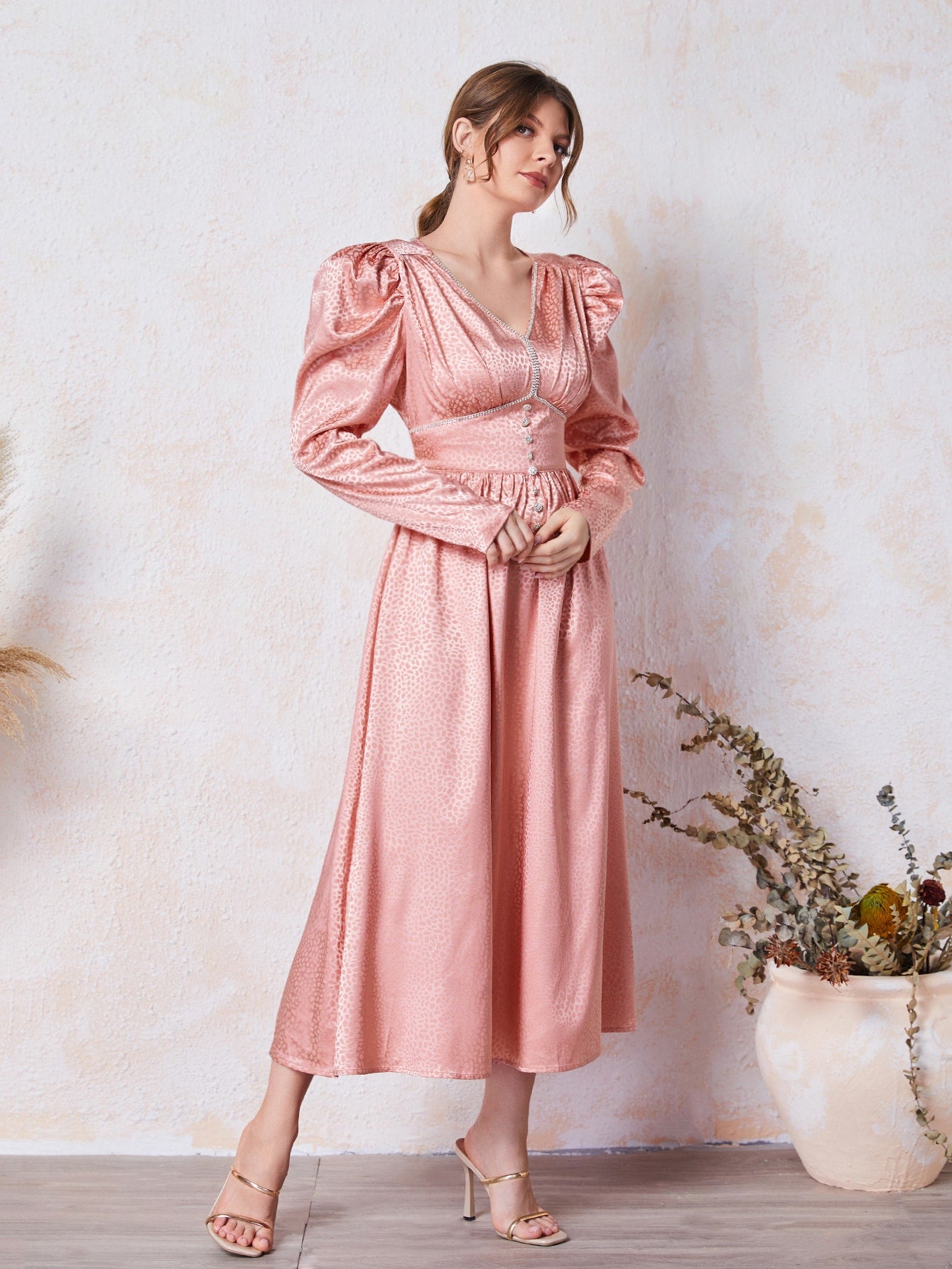 V-neck Puff Sleeve Rhinestone Jacquard Dress
