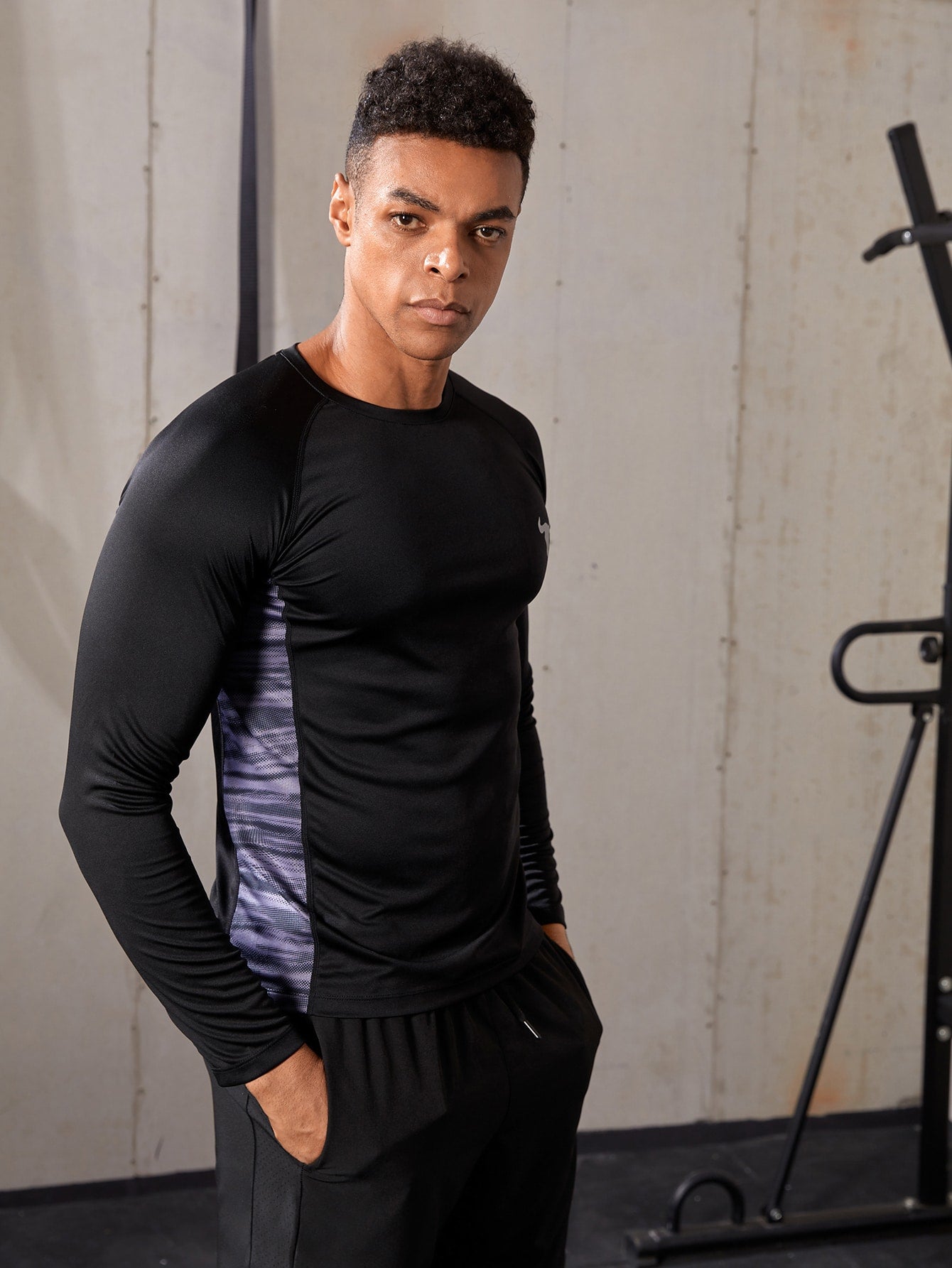 Black Round Neck Bull Head Print Contrast Panel Sports T-Shirt