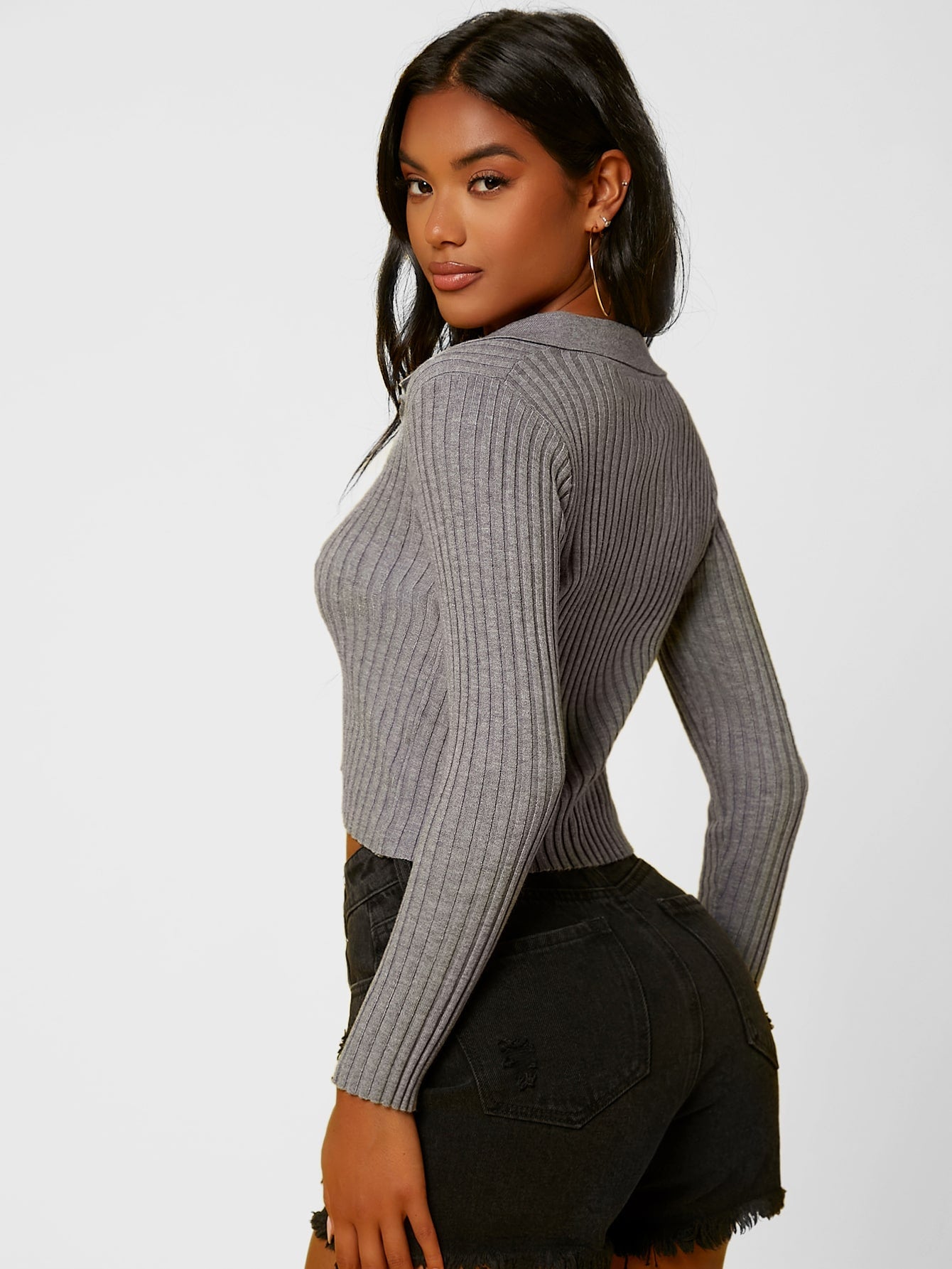 Grey Solid Collared Button Up Crop Cardigan Top