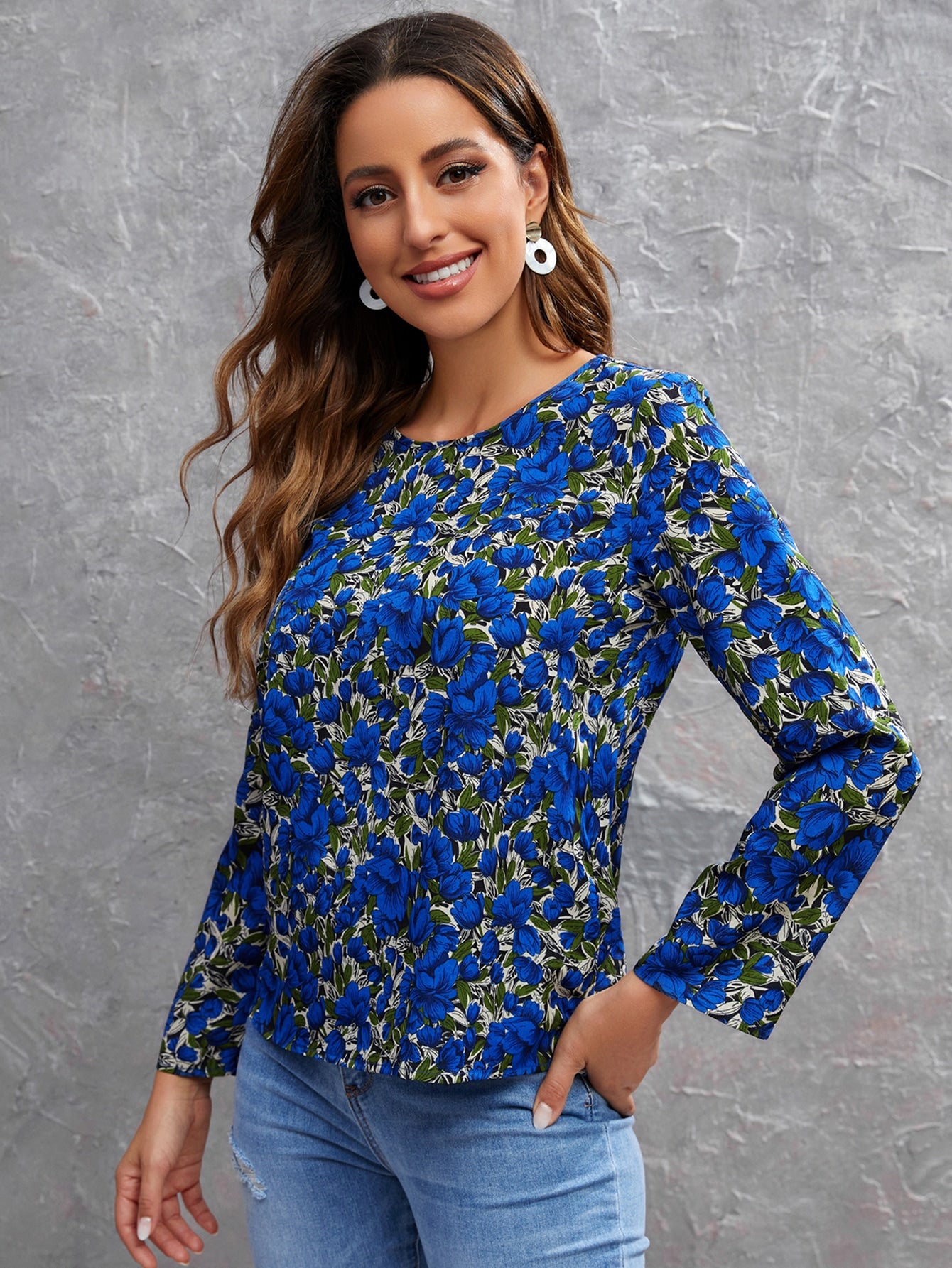 Blue Floral Print Round Neck Blouse Top