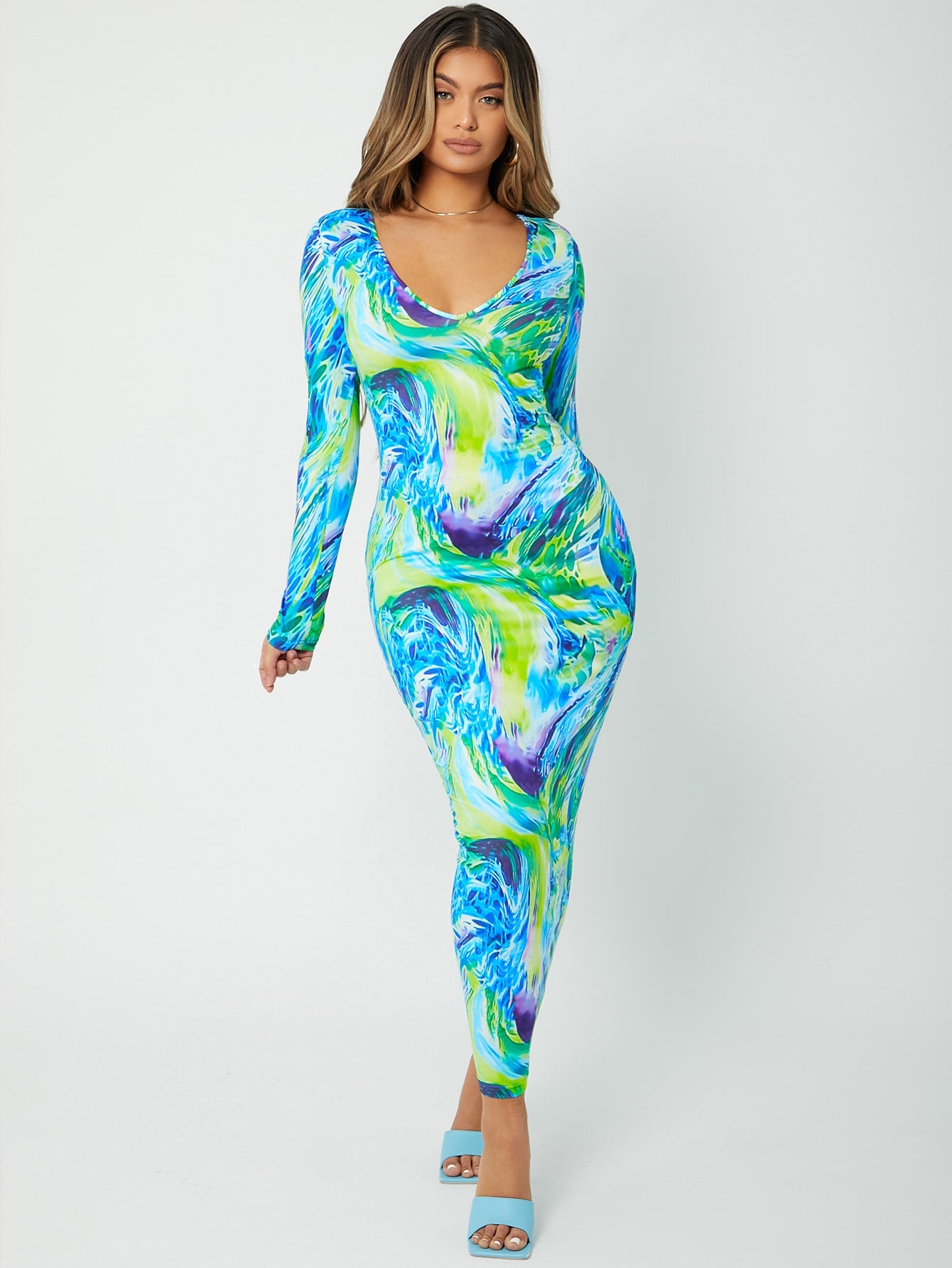Allover Print V-Neck Slim Fit Dress