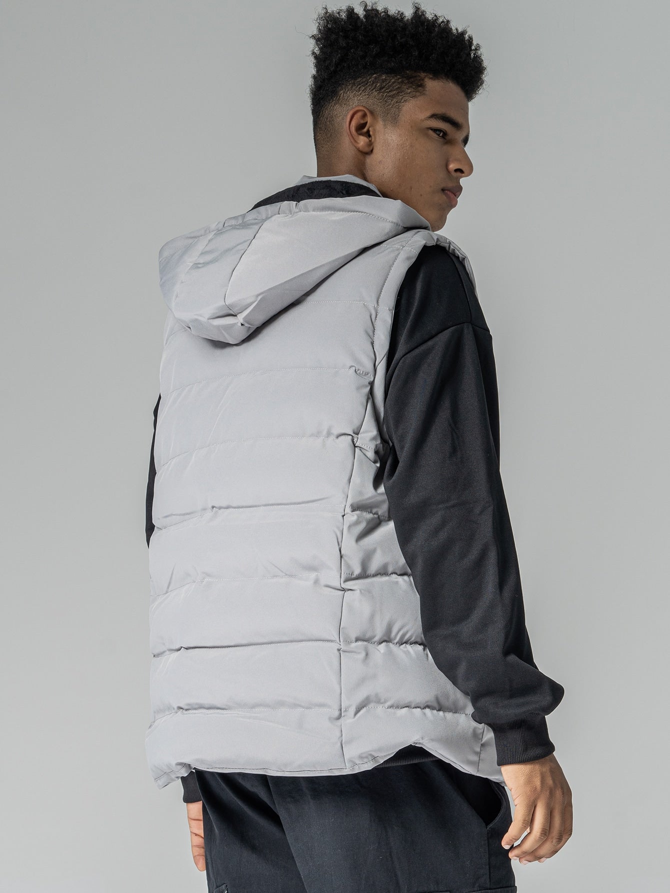 Grey Sleeveless Patched Drawstring Hooded Padded Gilet Jacket